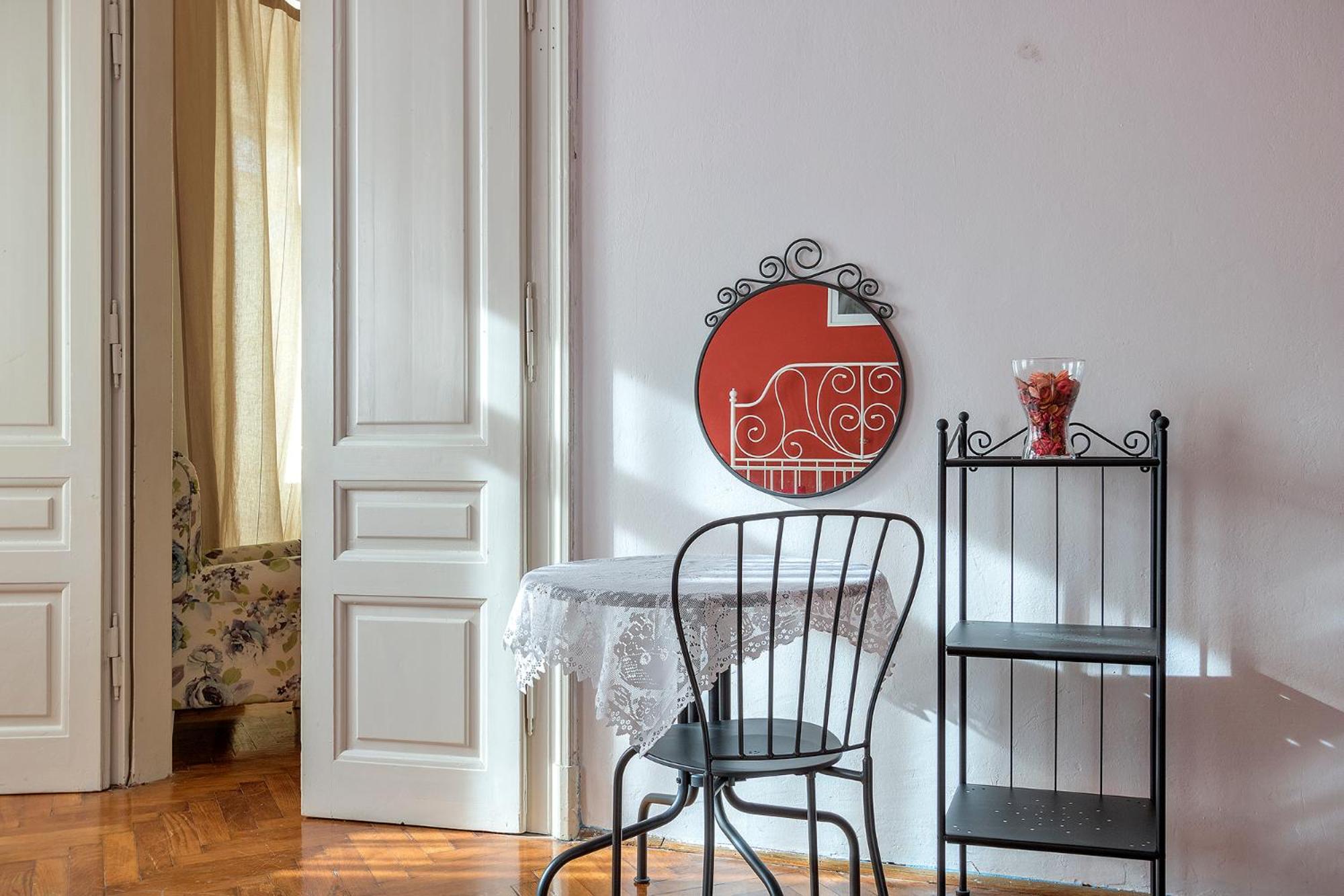 Pula city center big apartment with private parking view 5