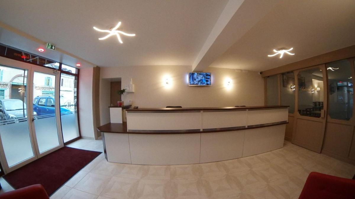 hotel reception