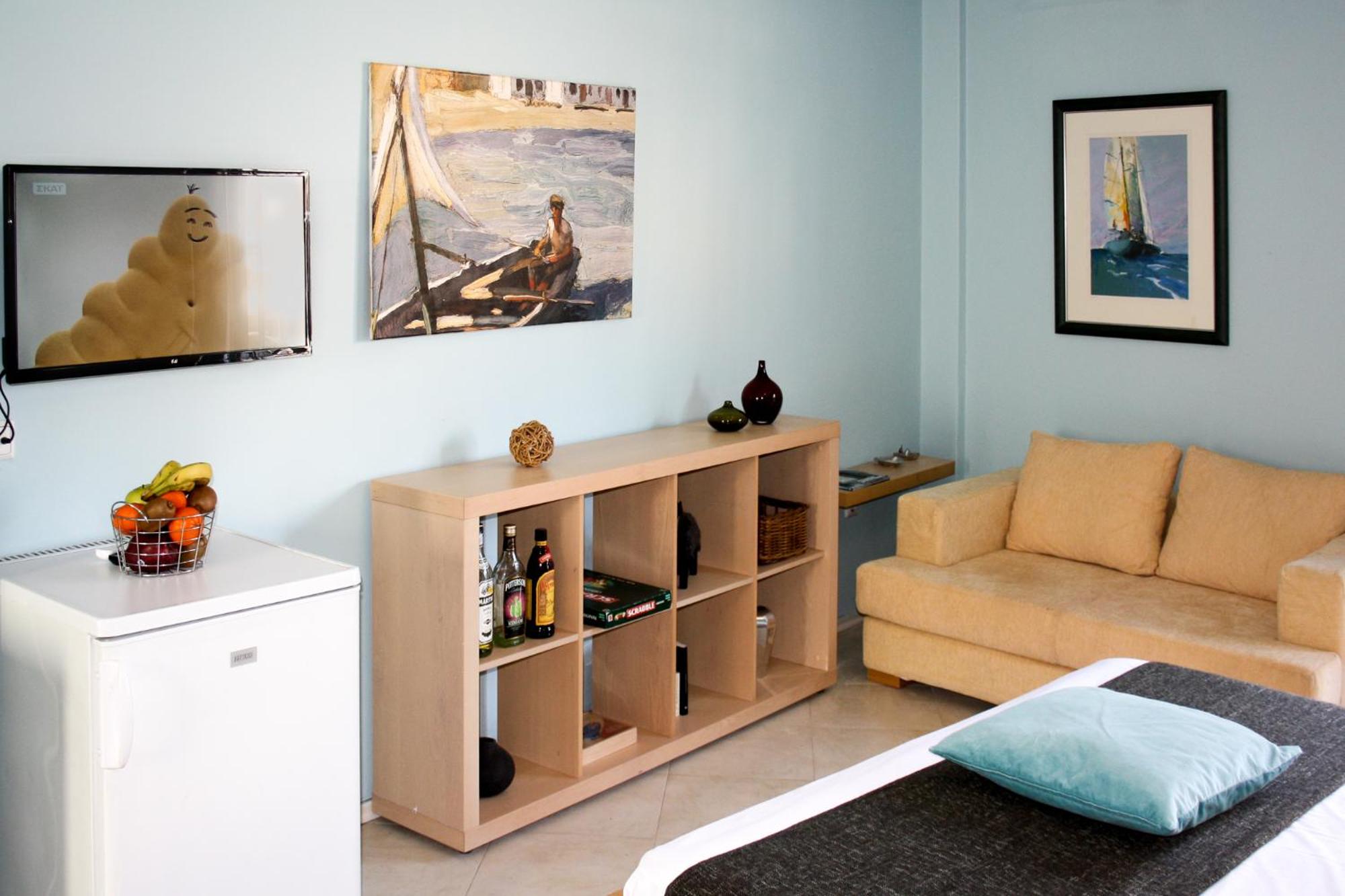 Dynasta Central Suites