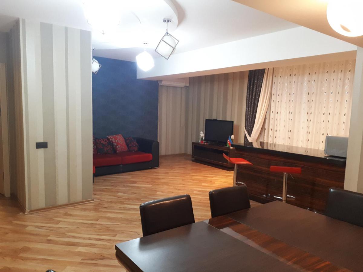 Apartment with Baku City and F1 view