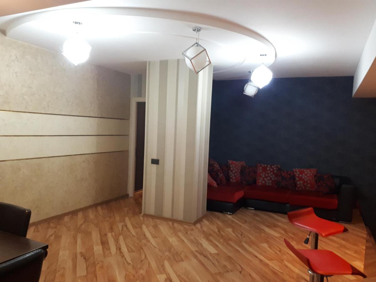 Apartment with Baku City and F1 view