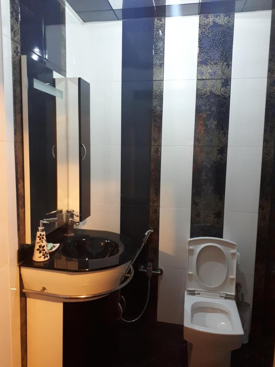 Apartment with Baku City and F1 view