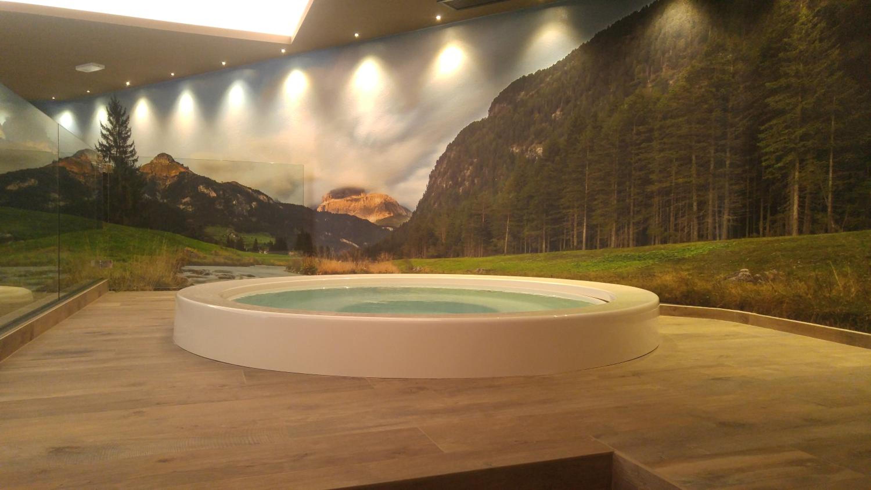 Jacuzzi