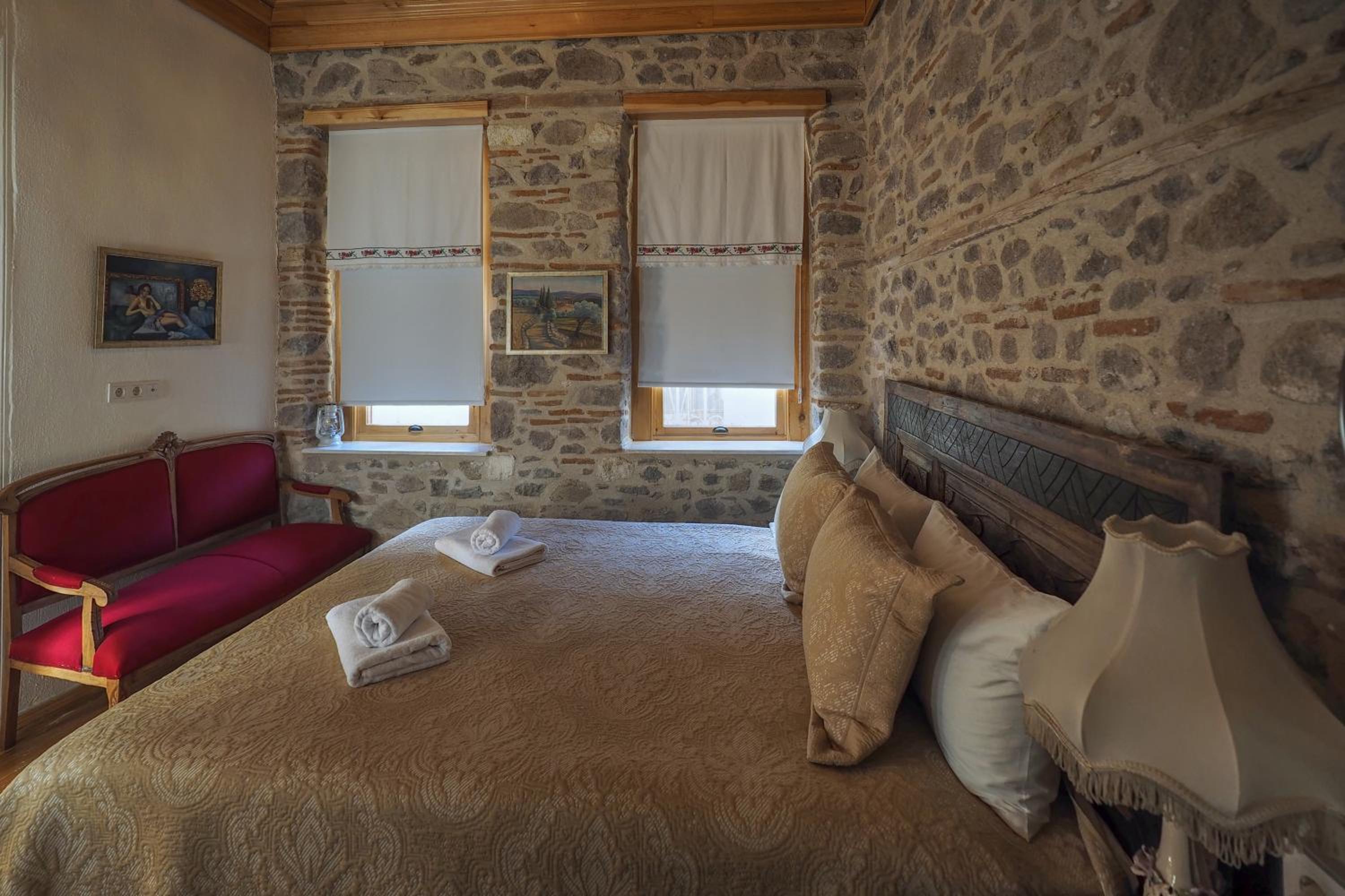 Dutlu Konak - Image 13