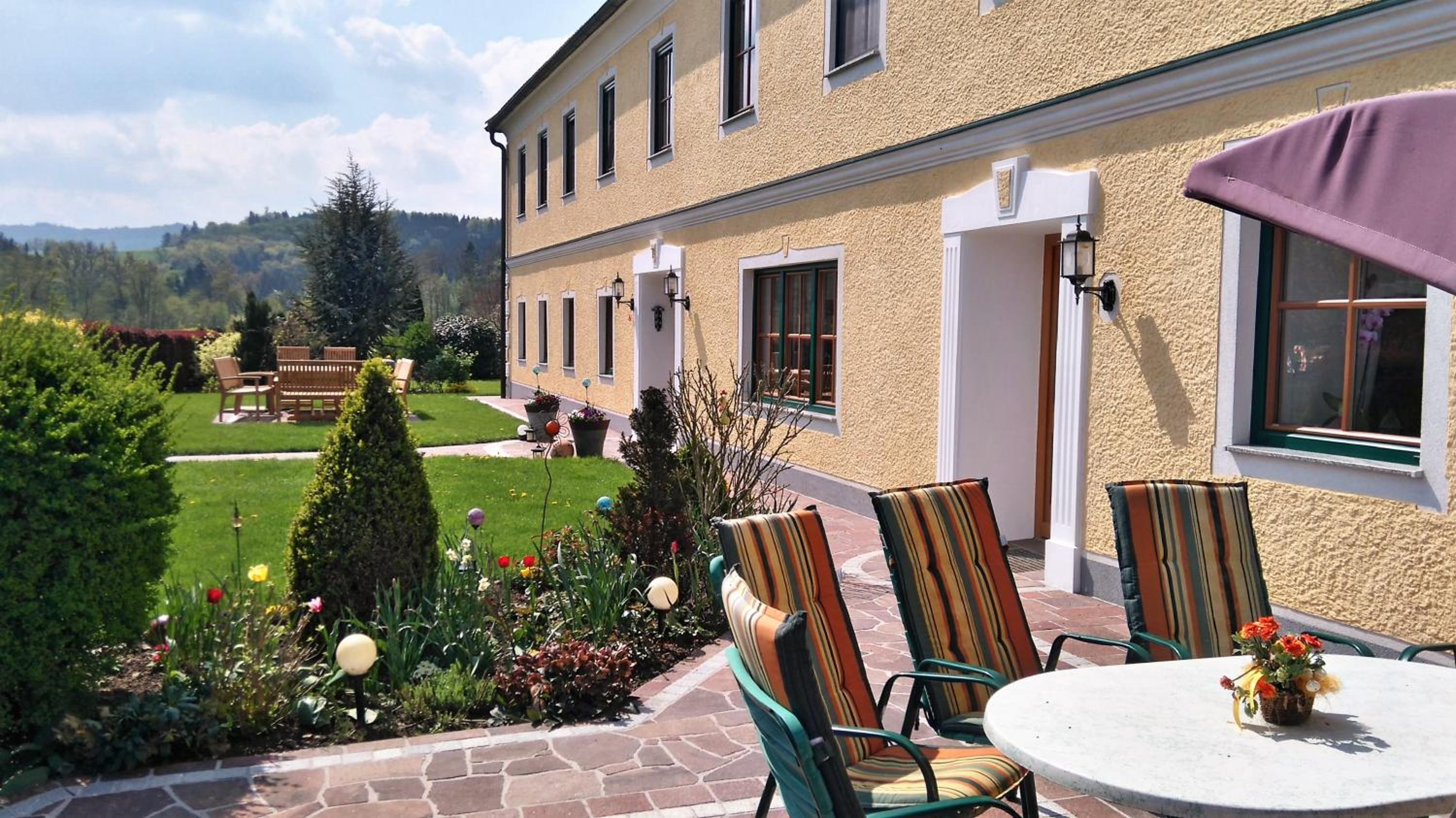 Familienbauernhof Strassbauer