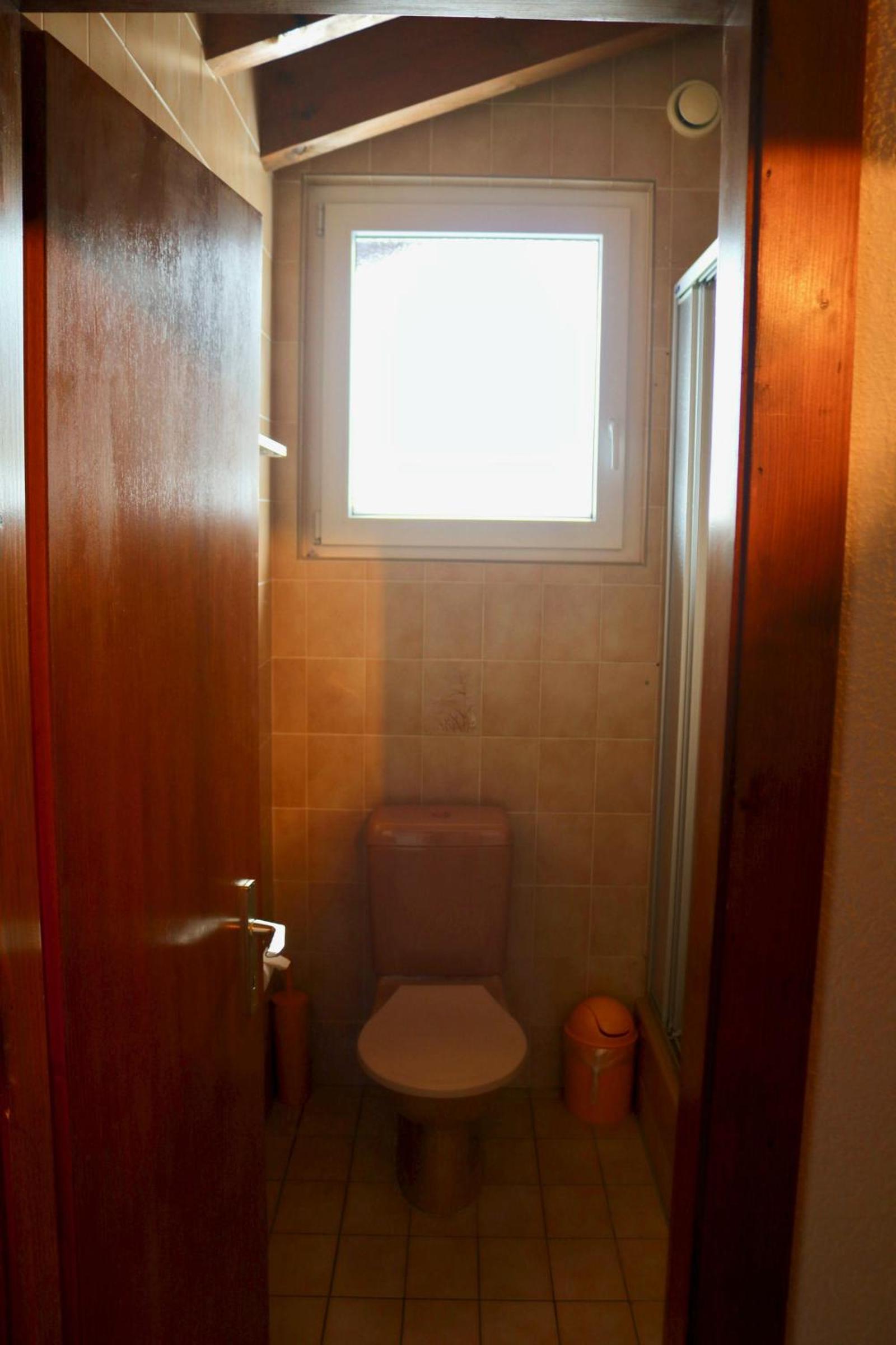 Photo 38