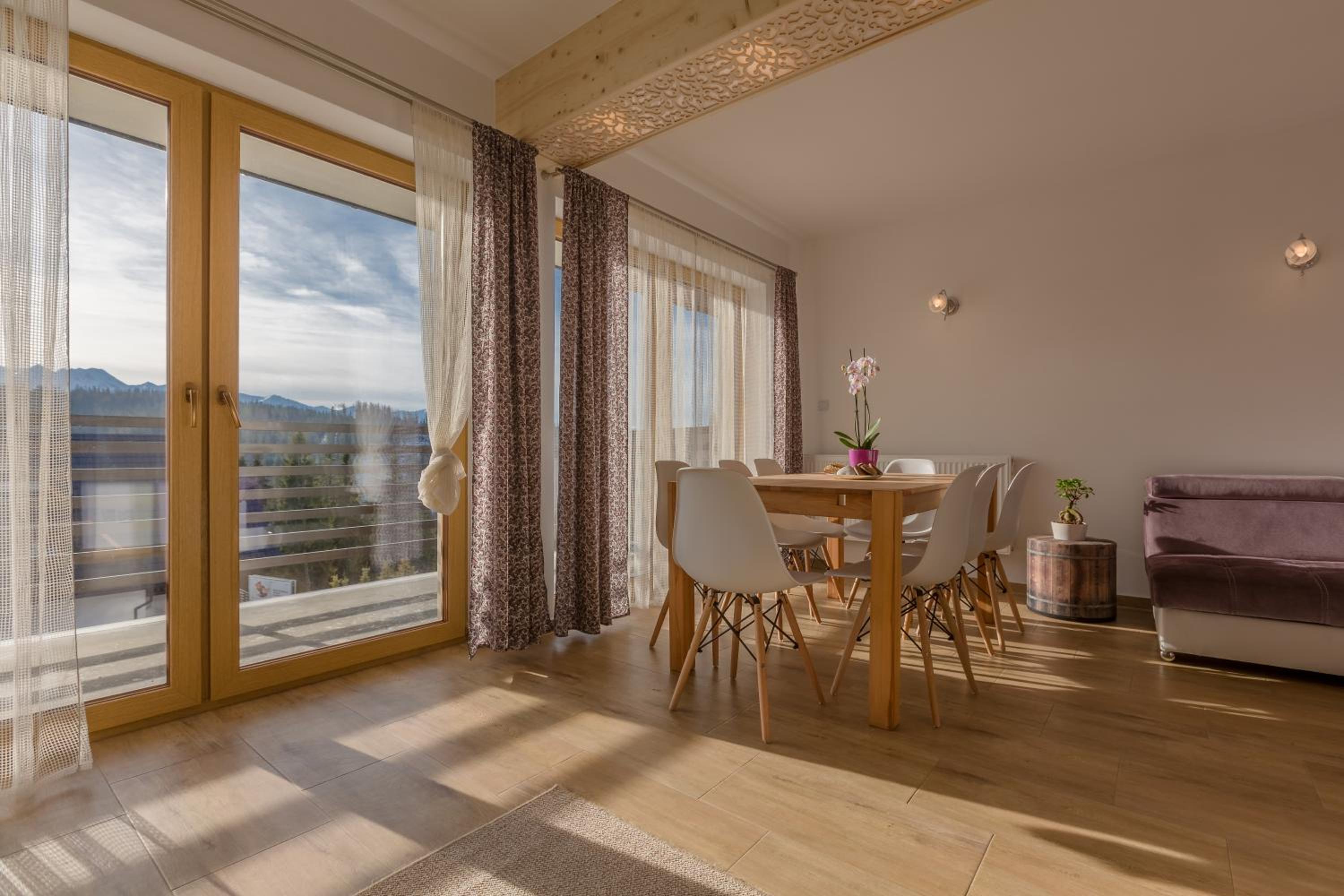 Tybet Domki i Apartamenty