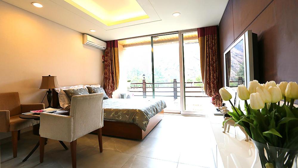 Hugel Heim Pension, Pyeongchang , Güney Kore - 17