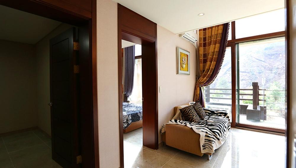 Hugel Heim Pension, Pyeongchang , Güney Kore - 7