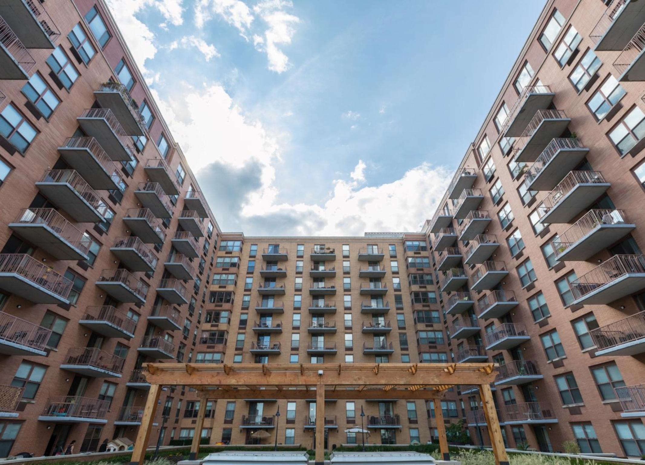 Global Luxury Suites at Hoboken Waterfront