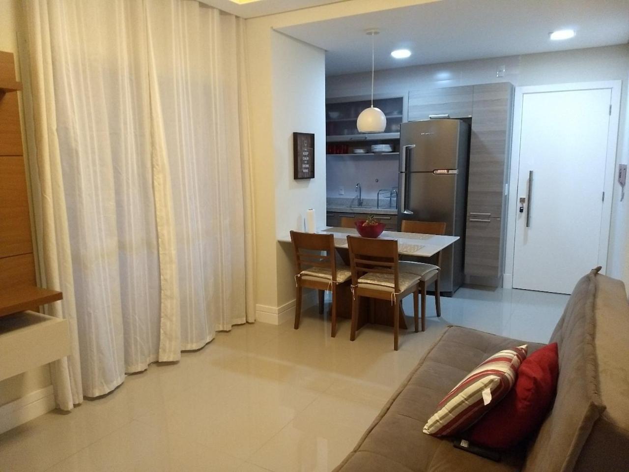 Apto Novinho na Praia de Palmas