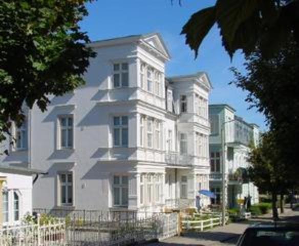 Villa Ahlbeck - Ferienwohnung Kühlungsborn