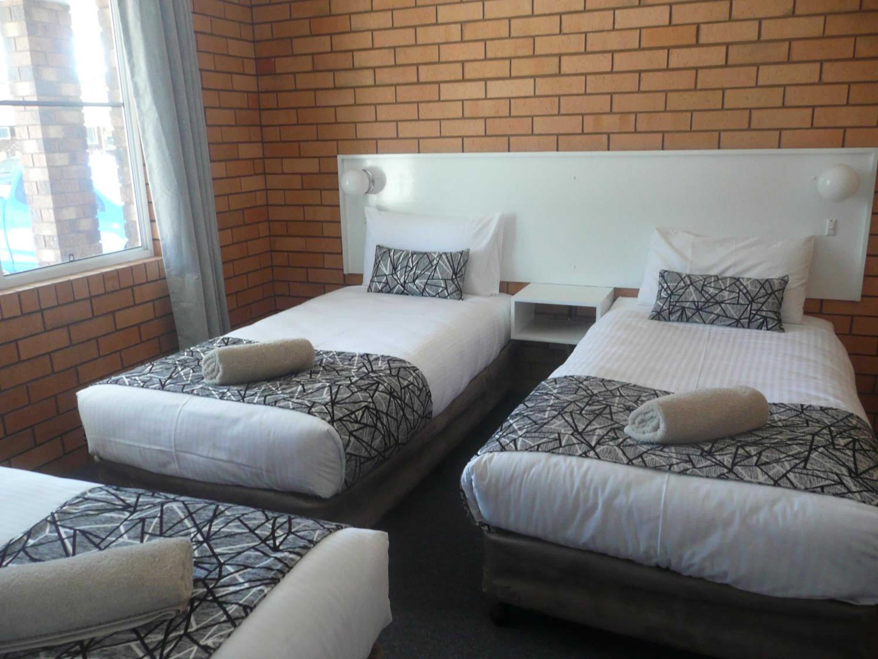 Rosebourne Gardens Motel