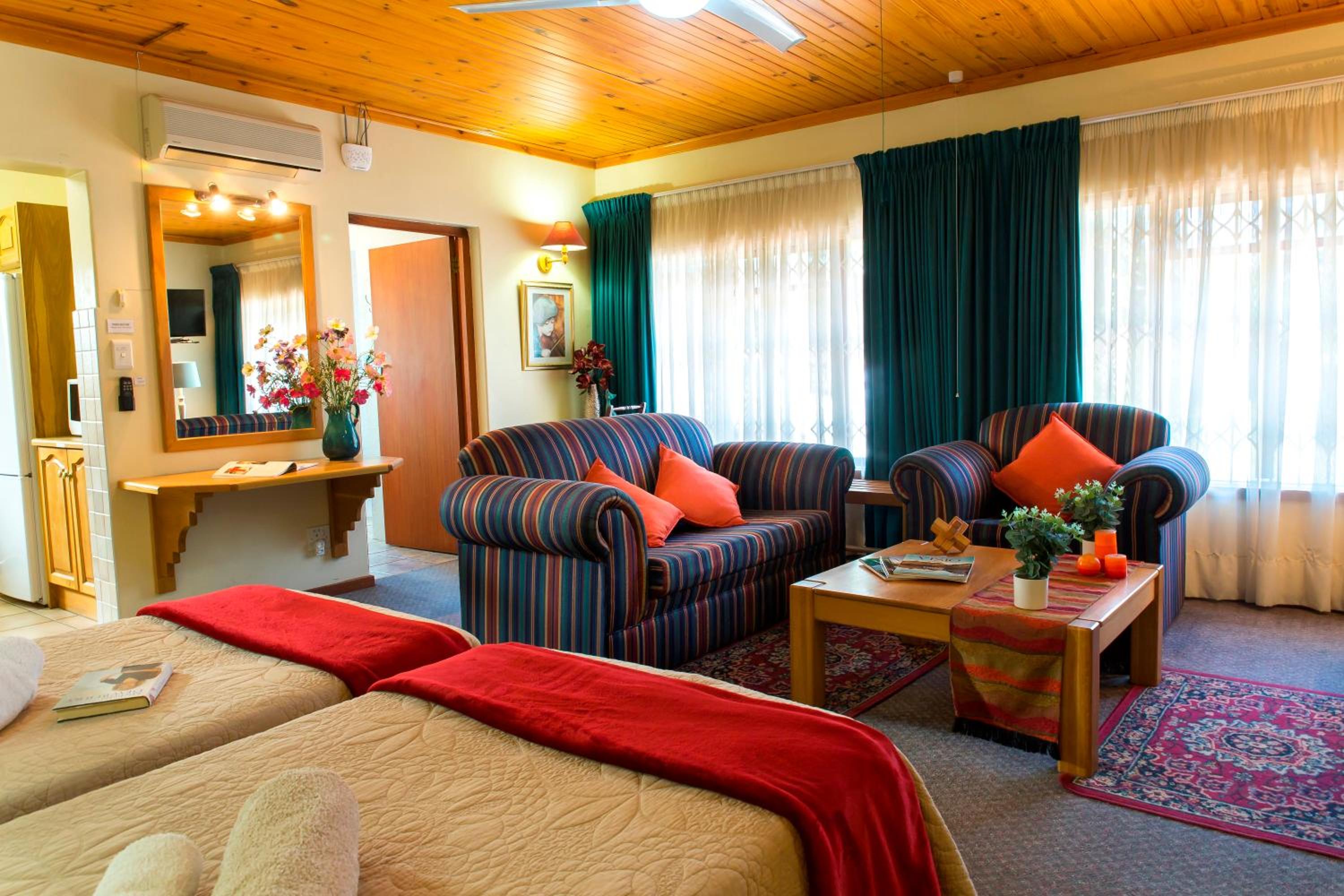Eikepark Self Catering view 3