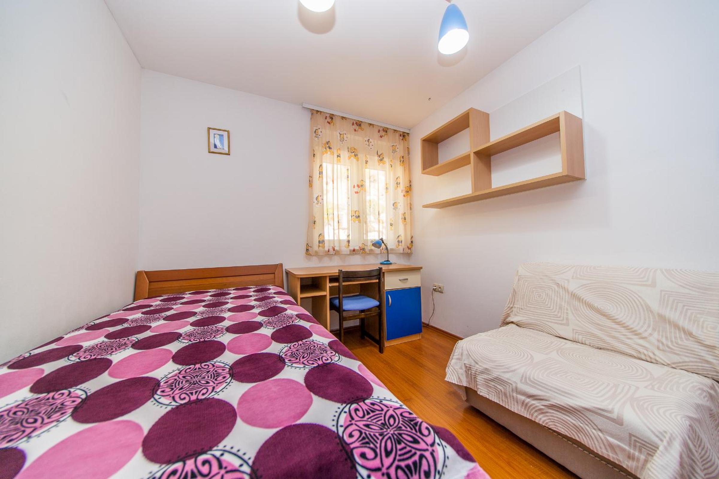 Apartment Luni