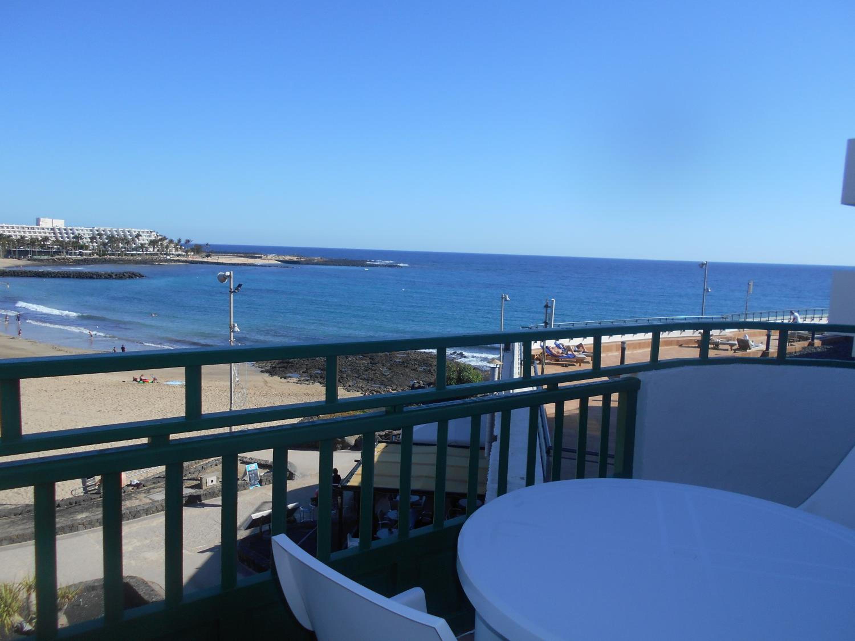 RealRent Costa Teguise Beach view 5