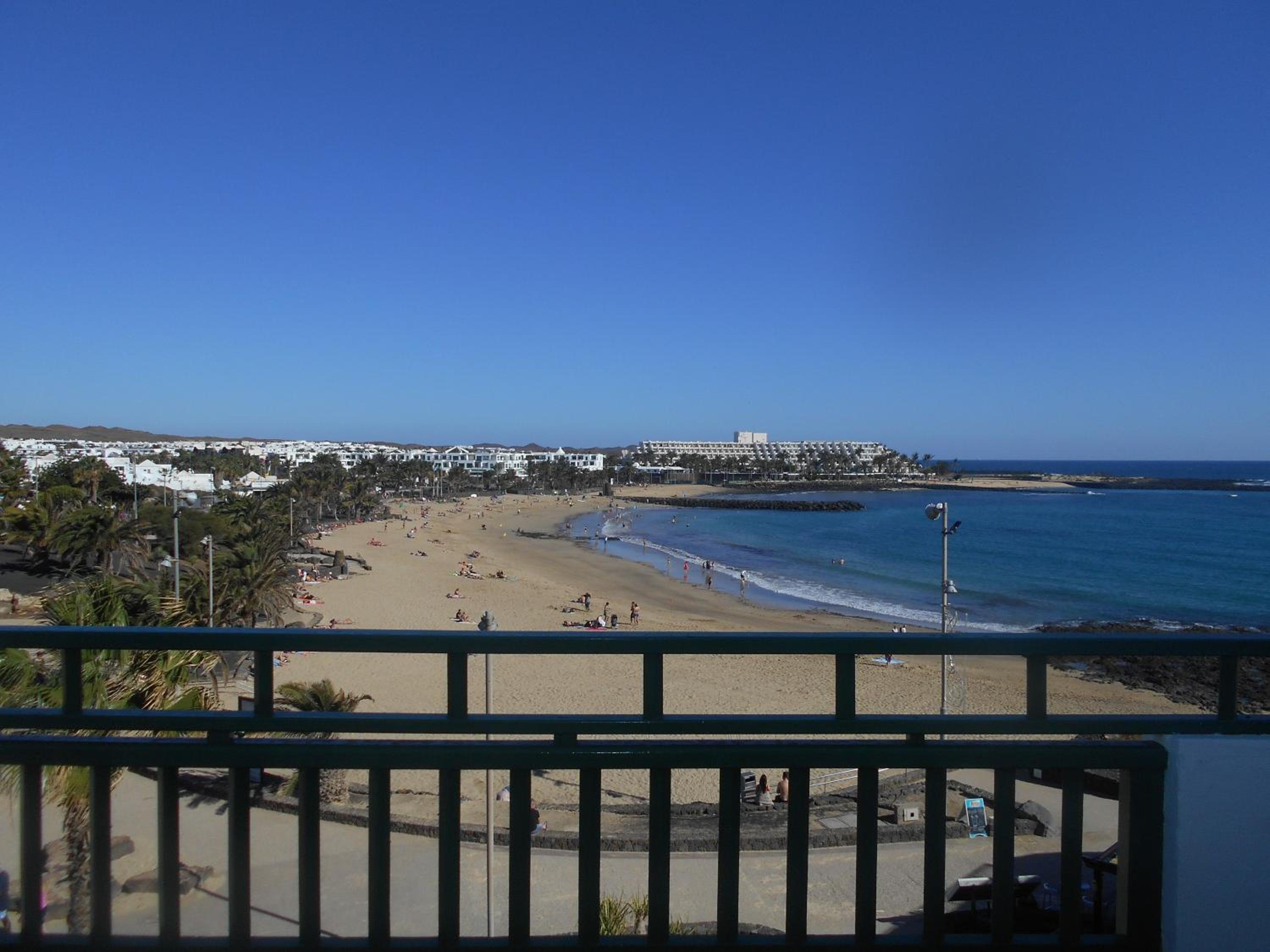 RealRent Costa Teguise Beach view 3