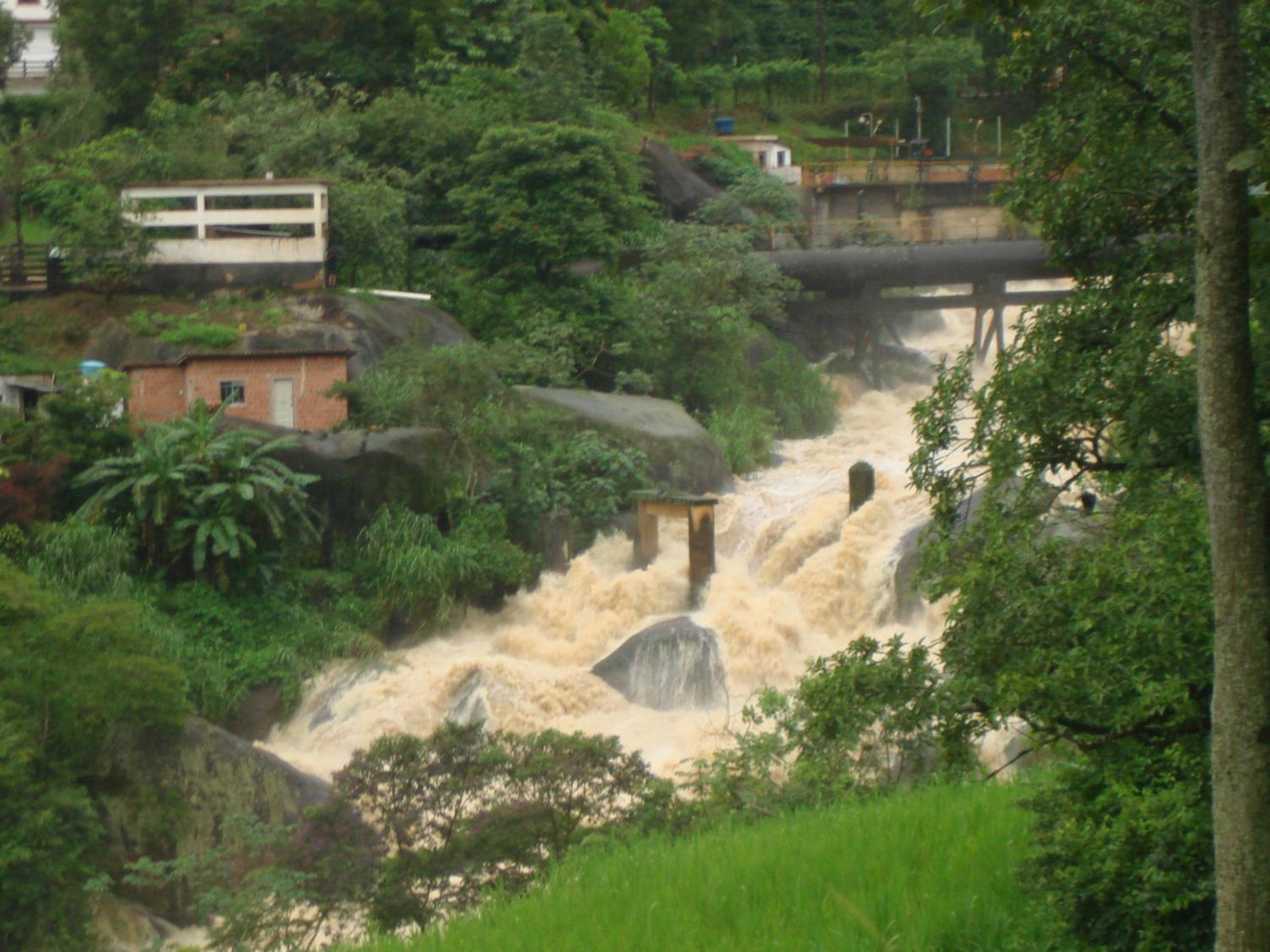 CASA - CIDADE das CACHOEIRAS