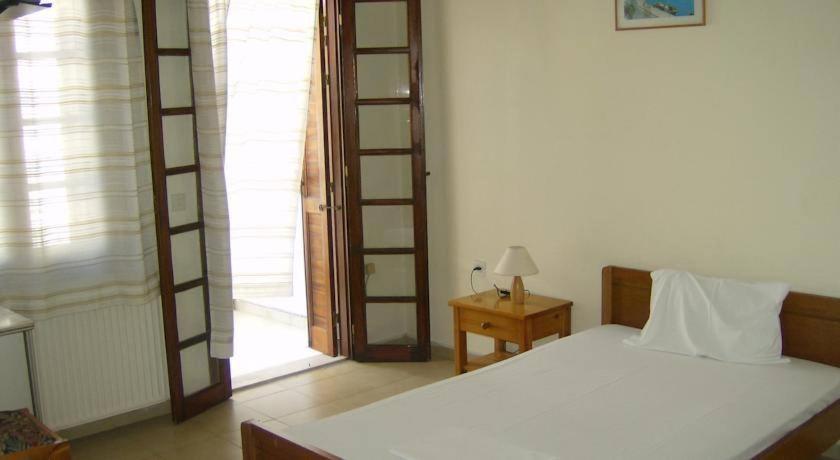 Vazakas Rooms view 2