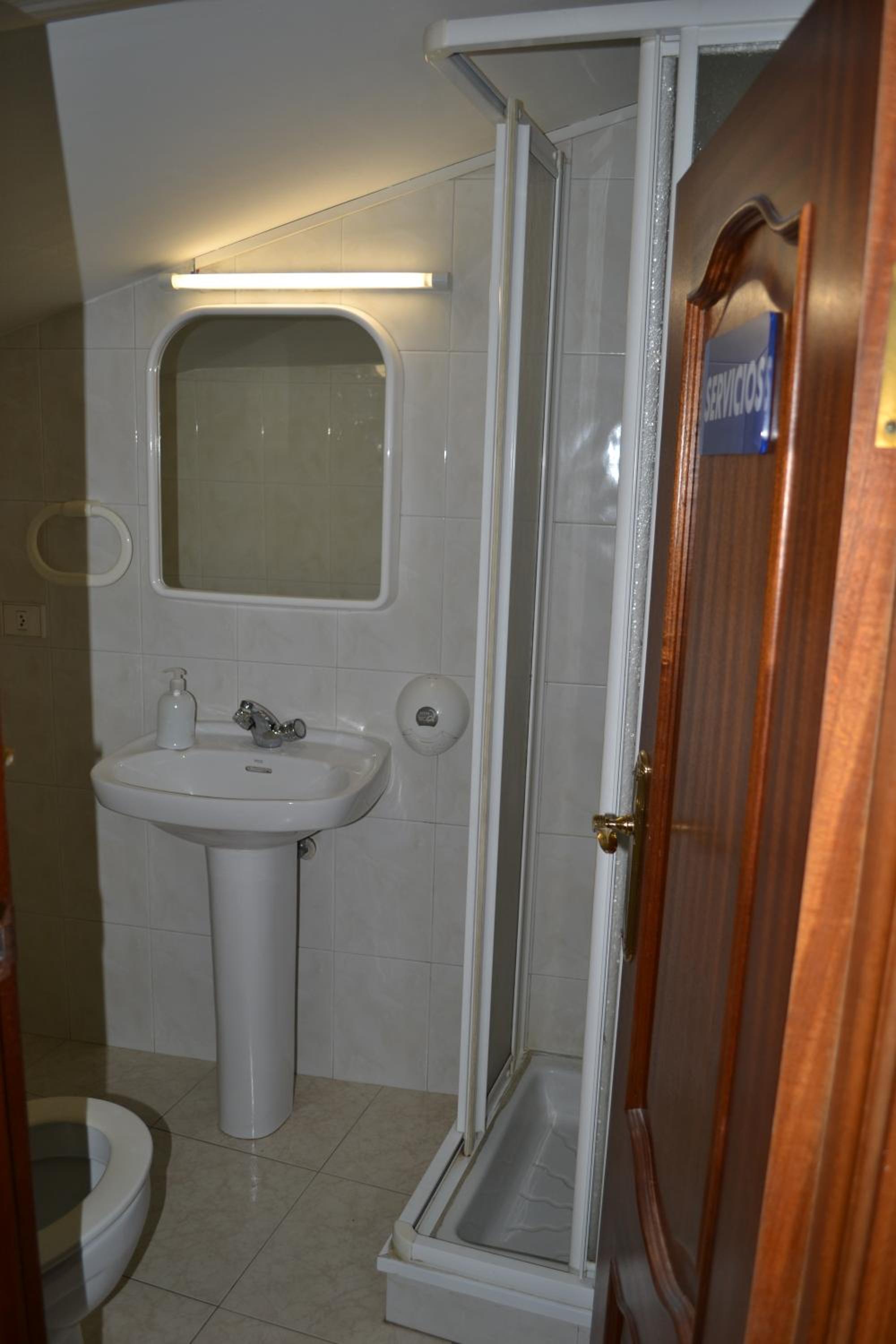 Hostal Galicia Arteixo - Property Image 17