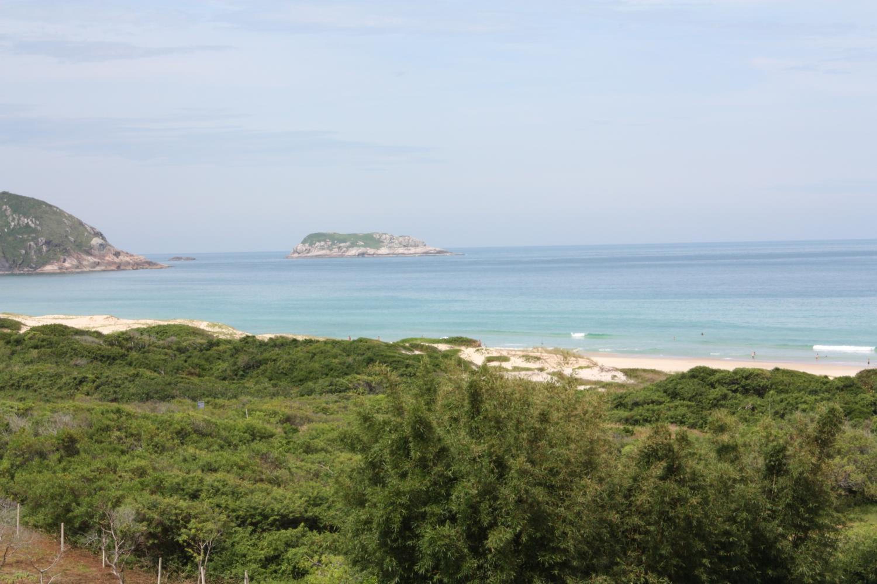 CASA 100 MTS DA PRAIA!