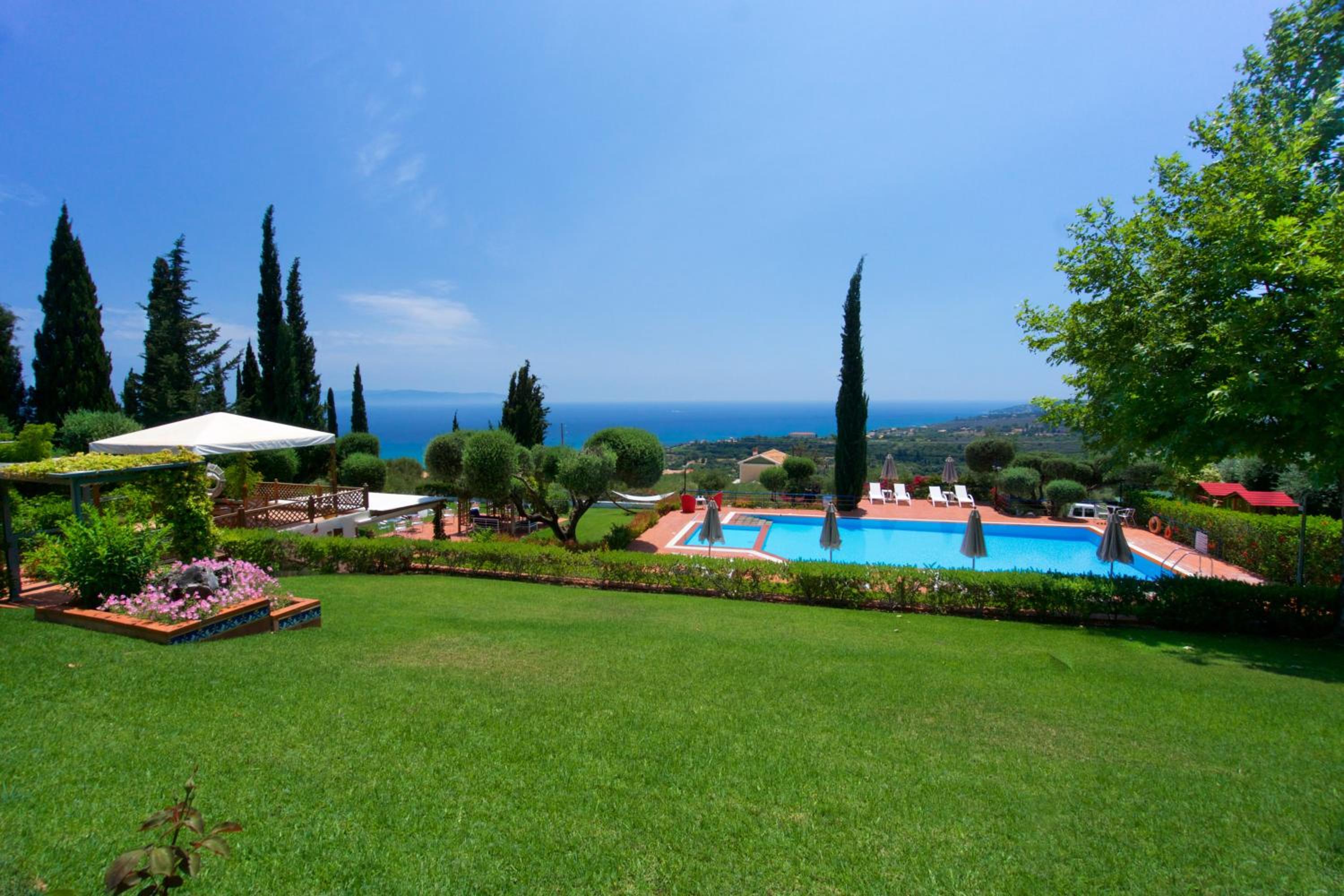 Felix Residence & Lucia Simona Villas
