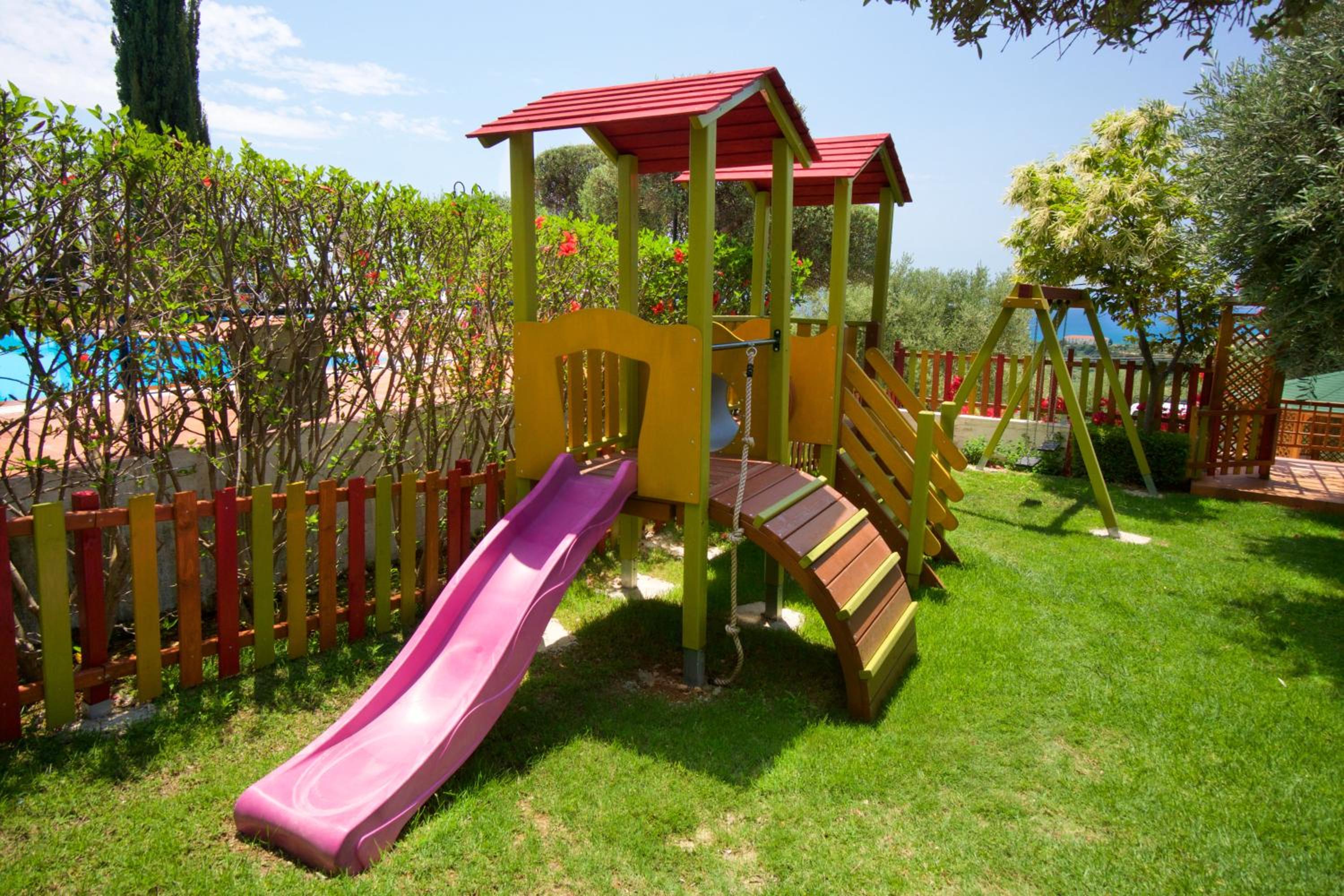 Felix Residence & Lucia Simona Villas