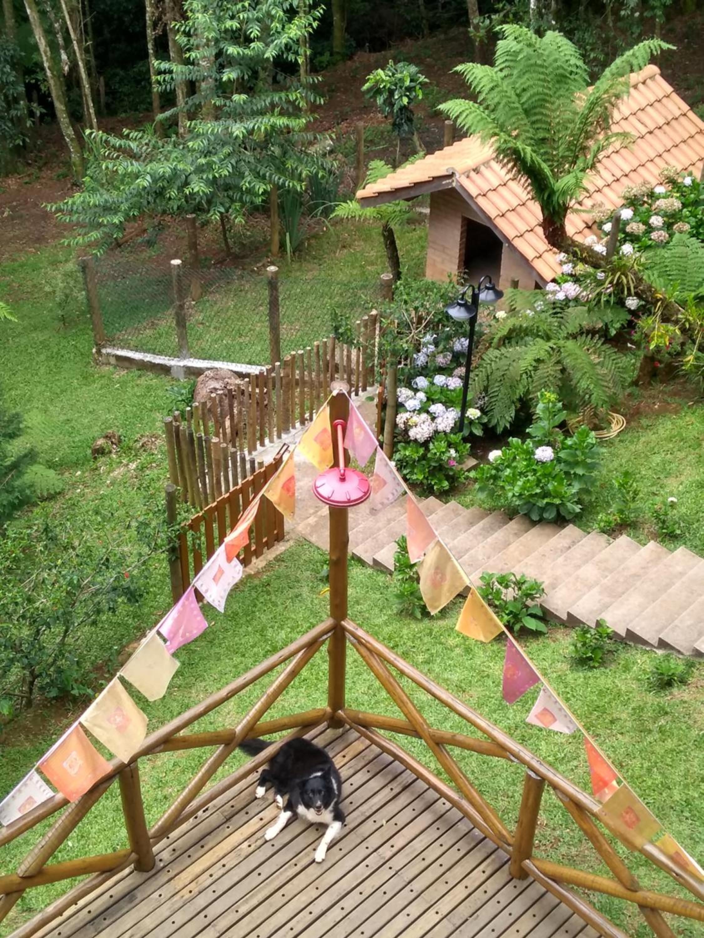 Nas Nuvens Hospedaria
