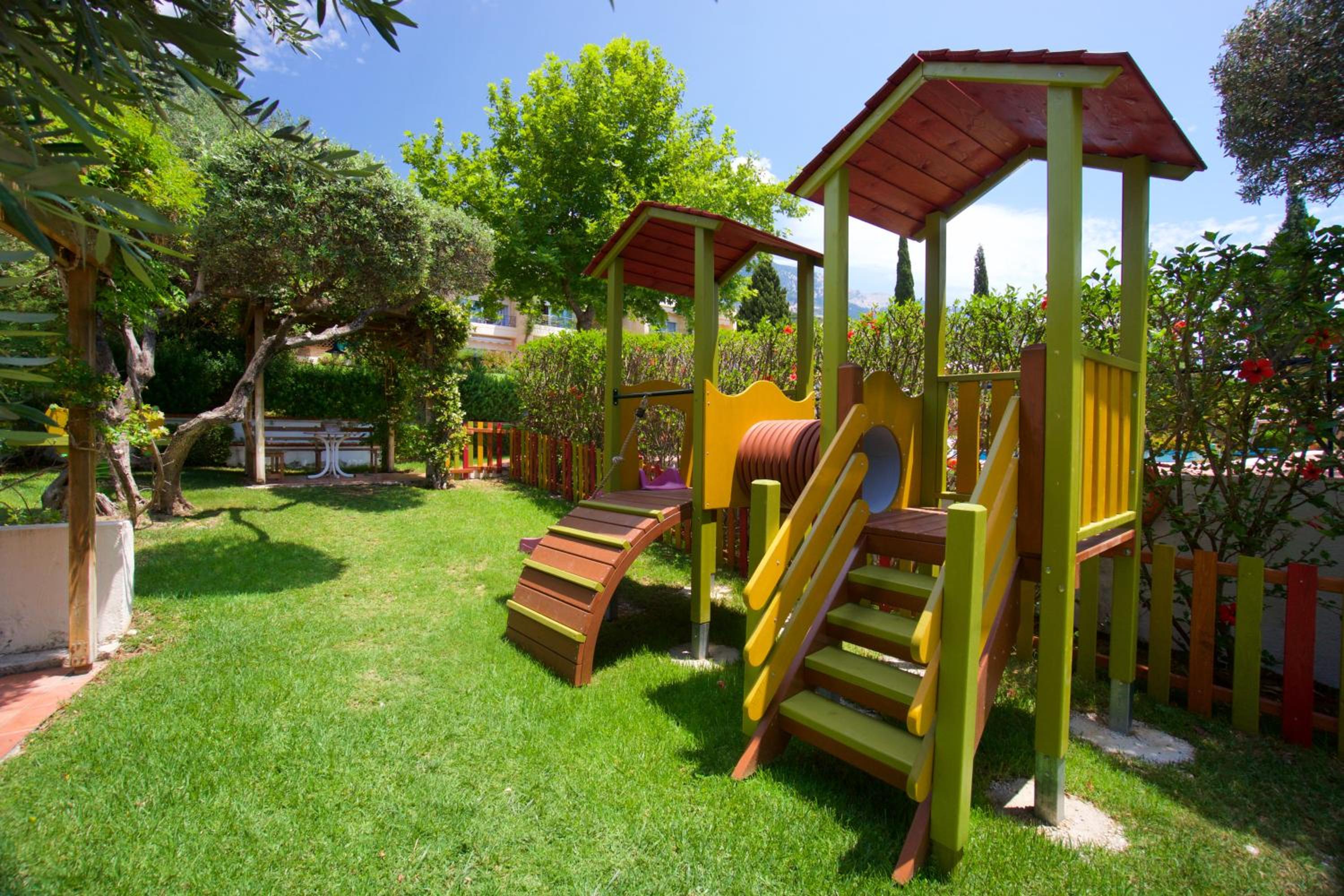 Felix Residence & Lucia Simona Villas