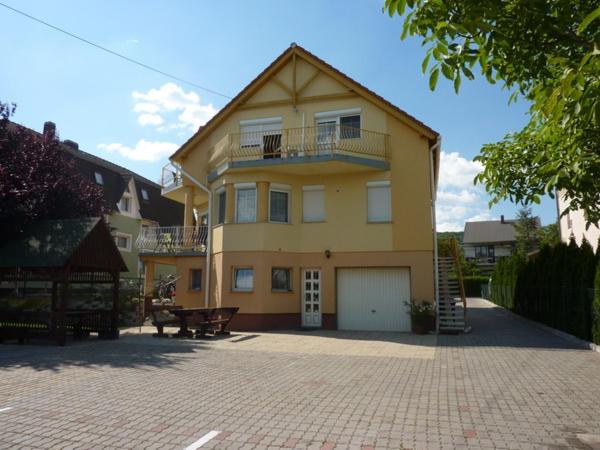 Photo 34