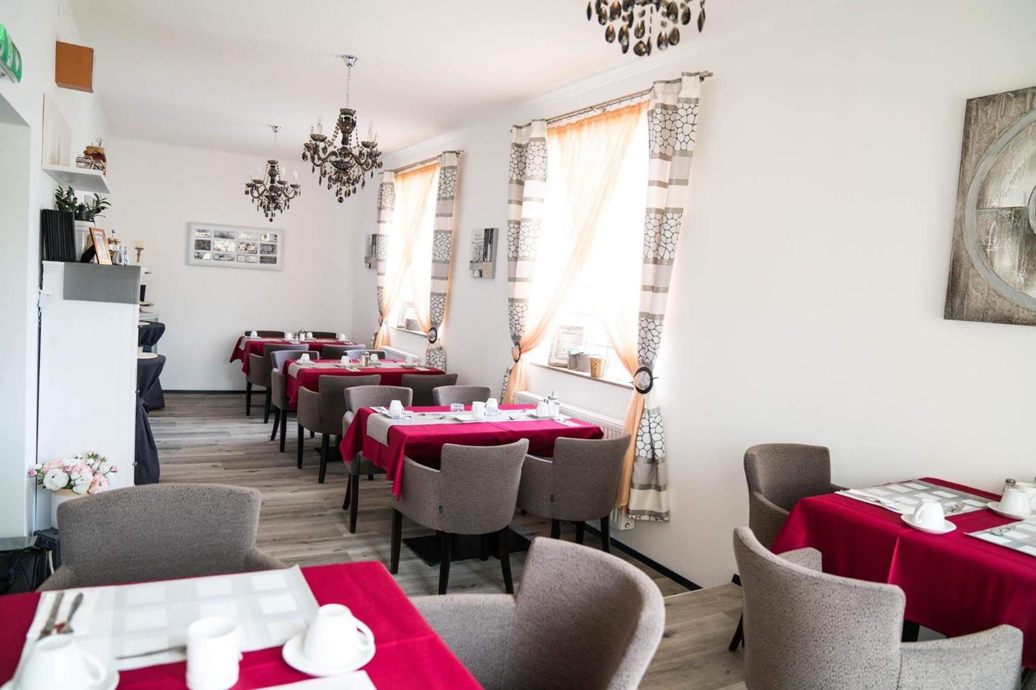 Pension & Restaurant La Amalia