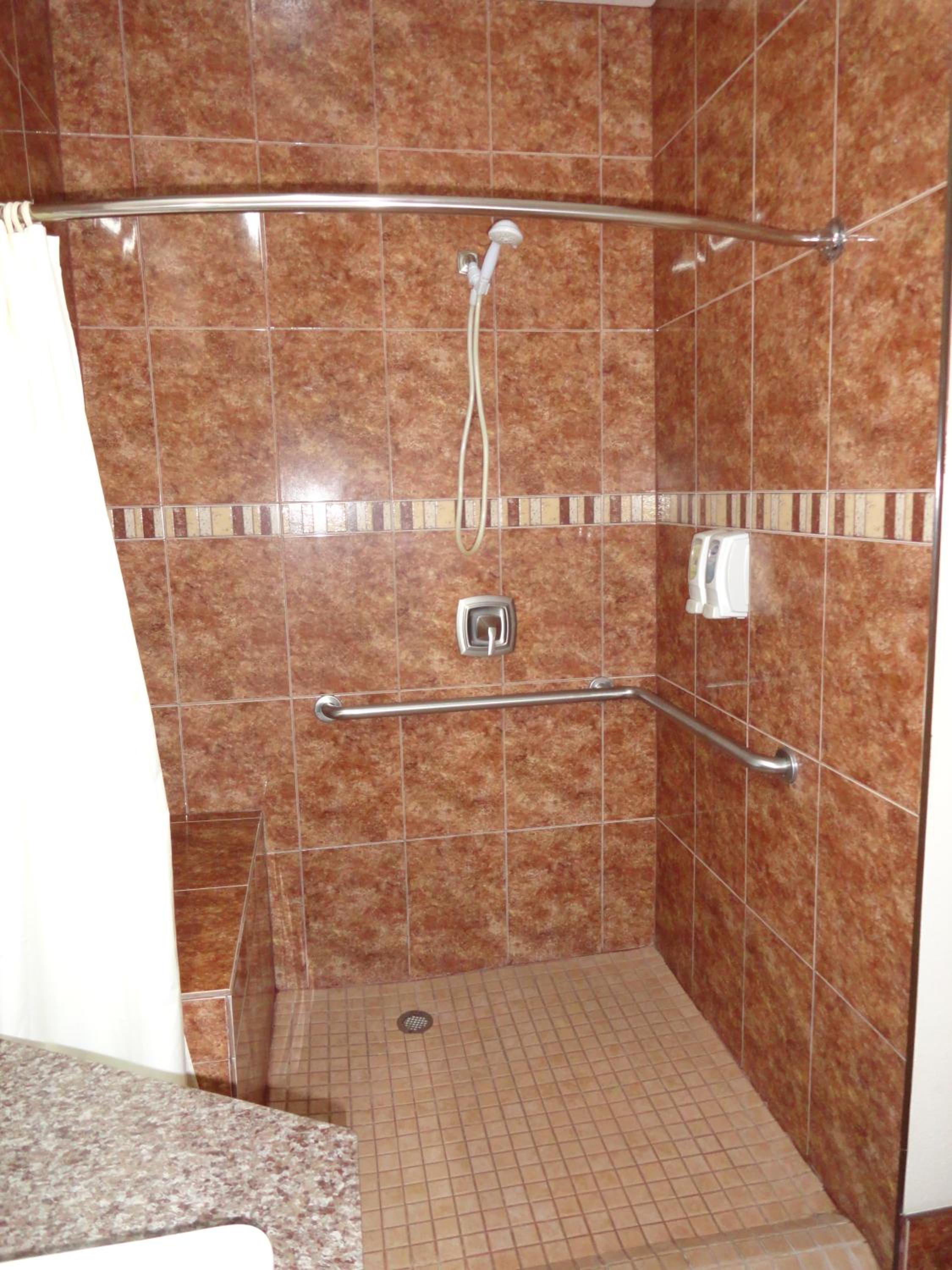 Americas Best Value Inn - Brownsville - Property Image 15