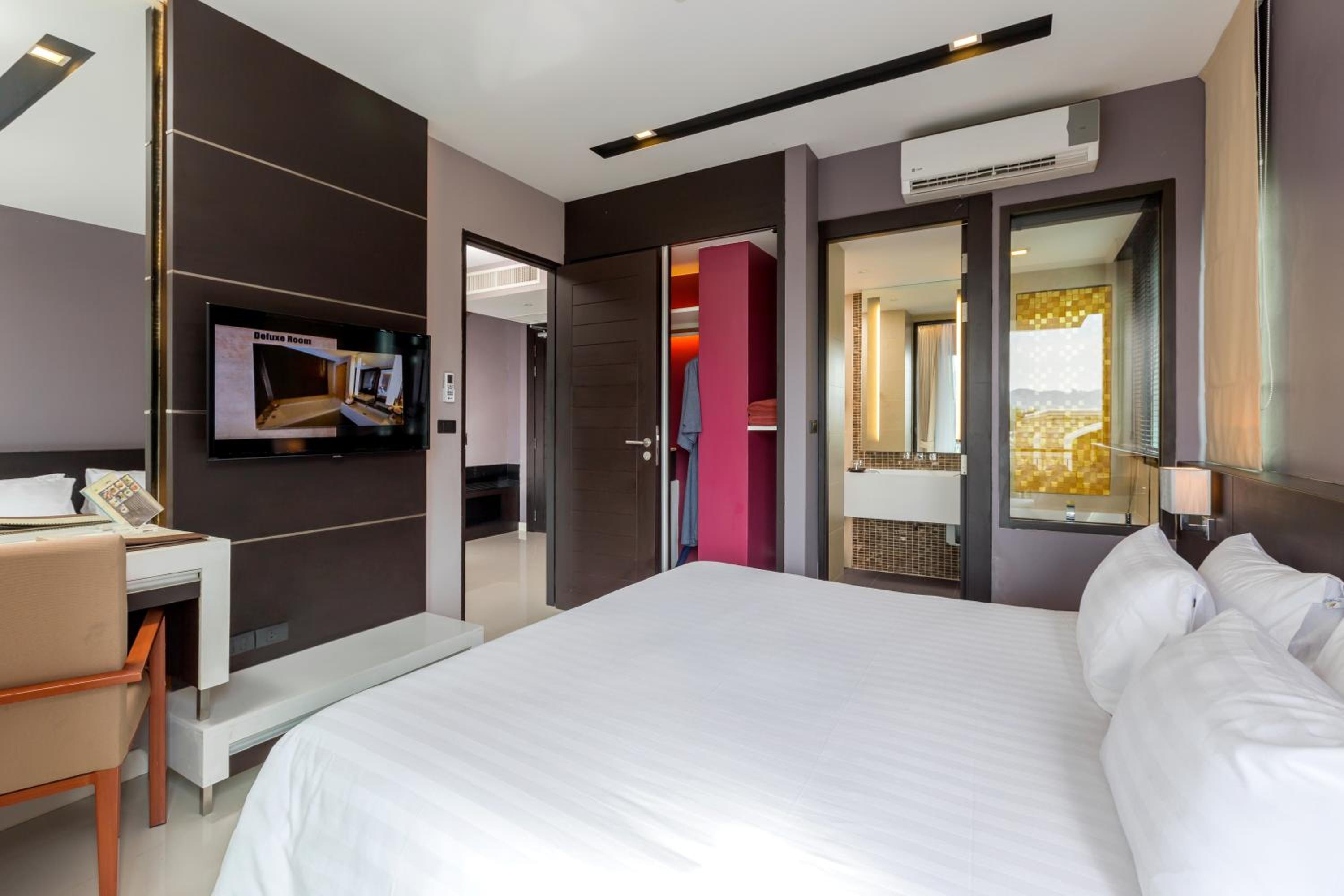 The Charm Resort Phuket — photo 33