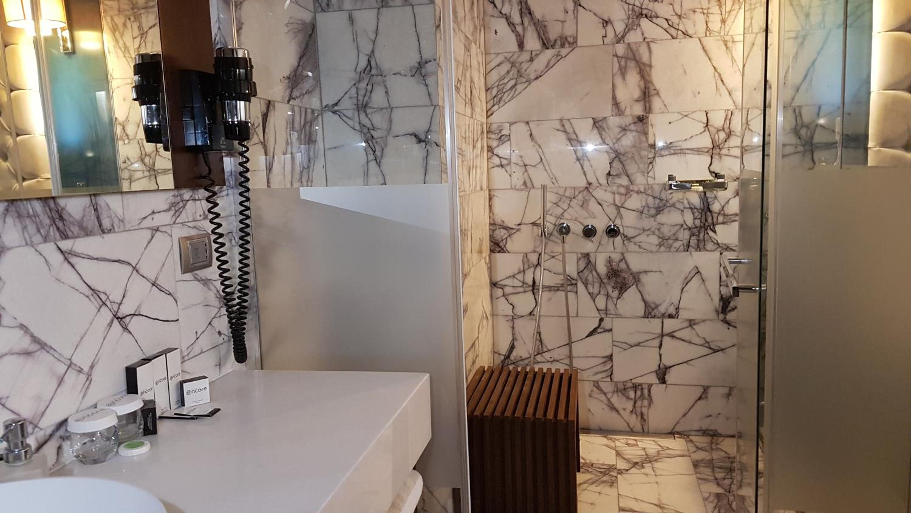 Ramada Encore by Wyndham İzmir - Image 73