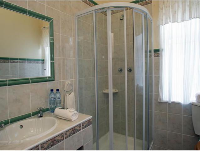 Kingna Lodge Montagu