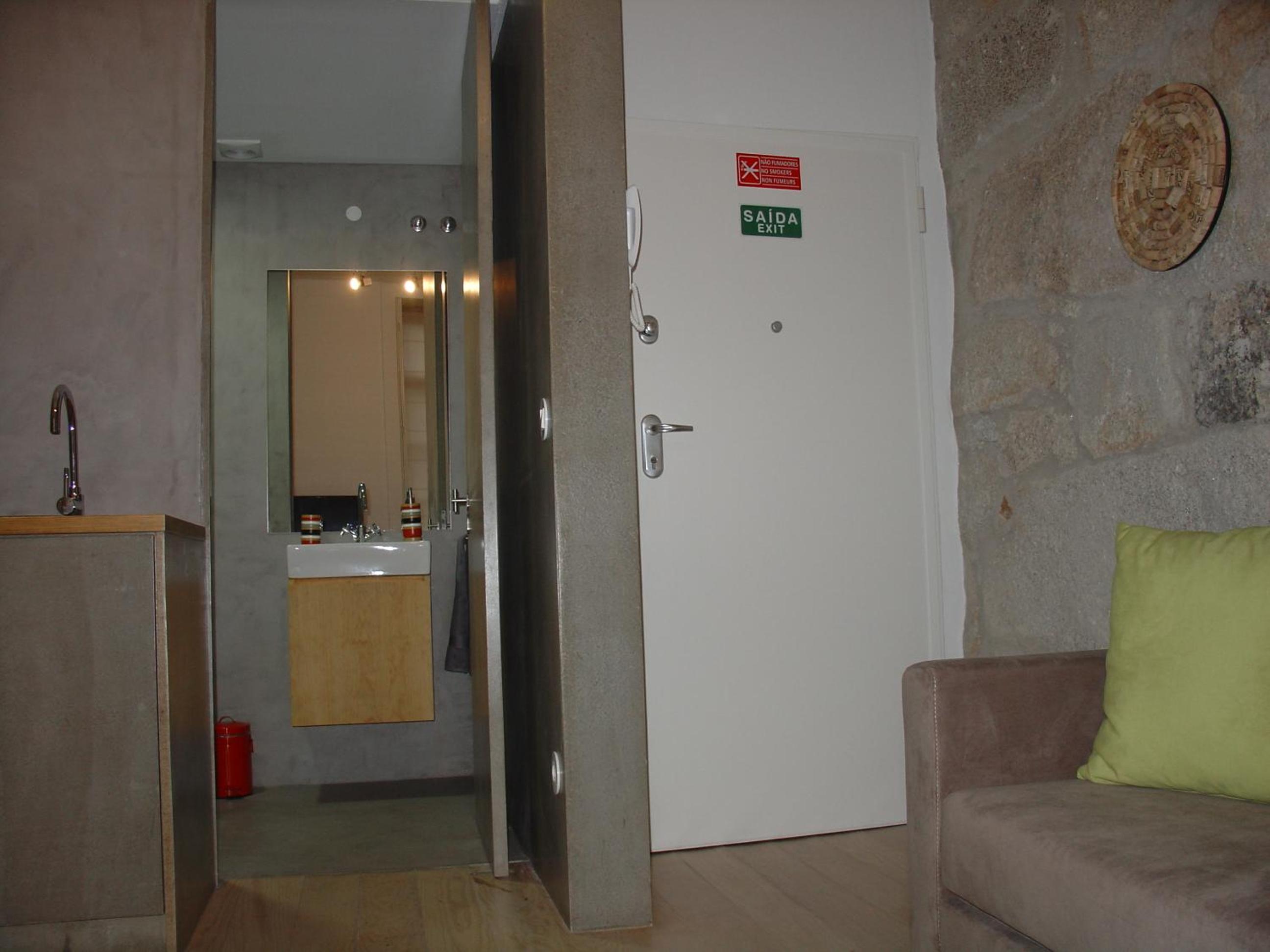 Photo 33