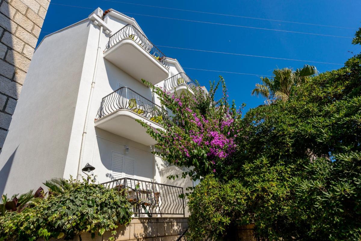 Cavtat Vacations - Guest House Villa Bellevue - Property Image 9