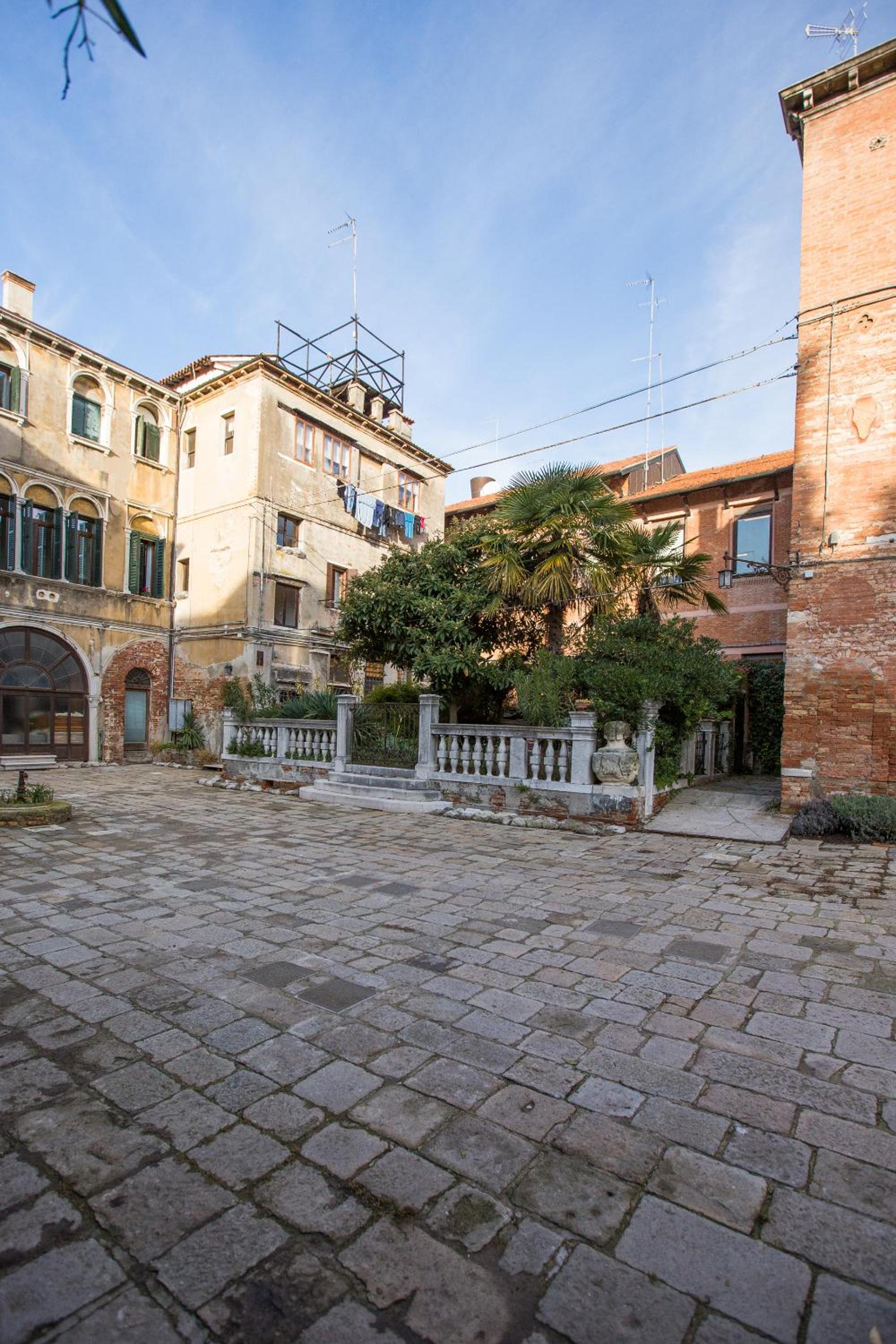 Ca' della Corte Flats