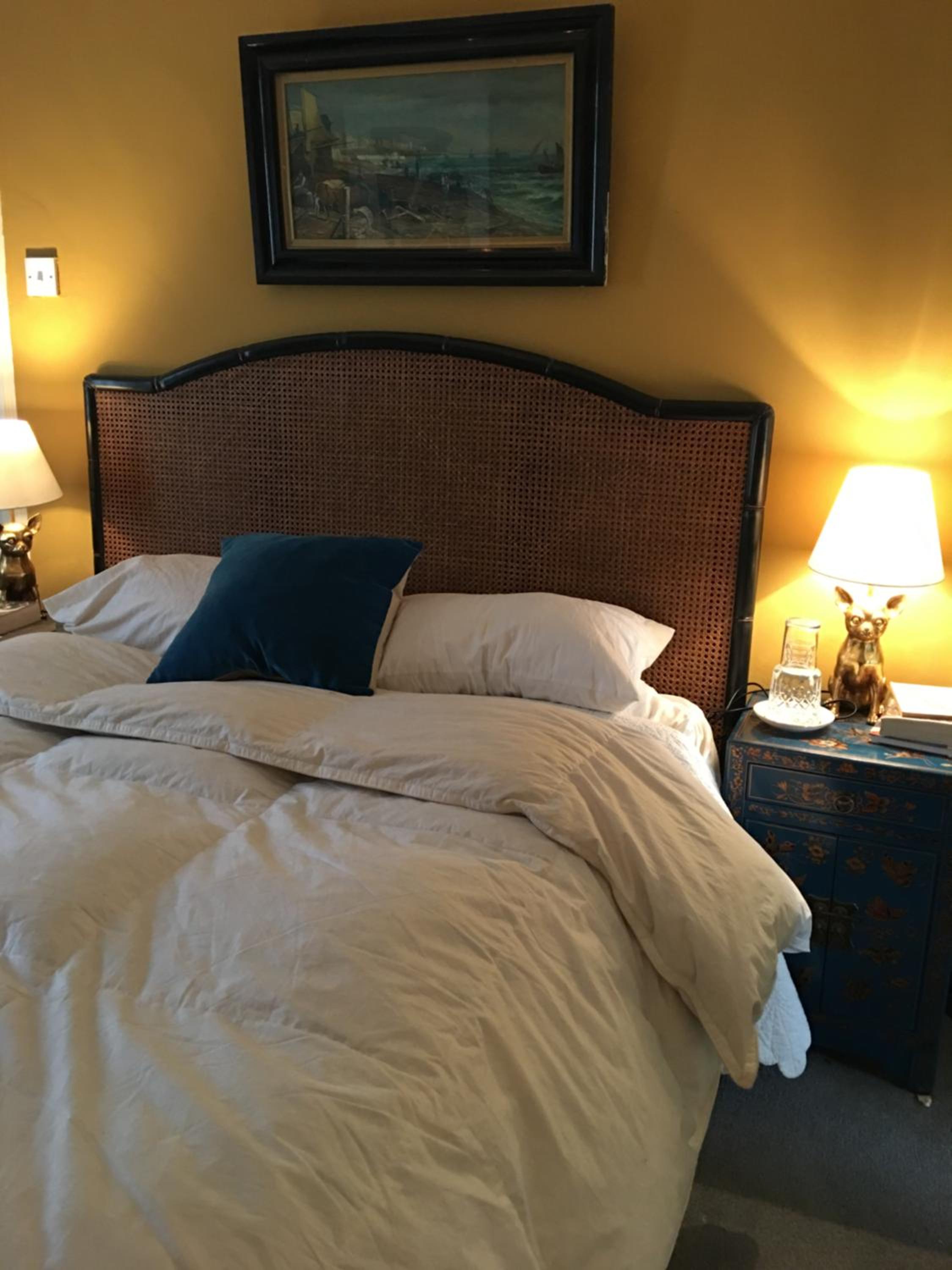 Wynberg House Bed & Breakfast Swansea view 3