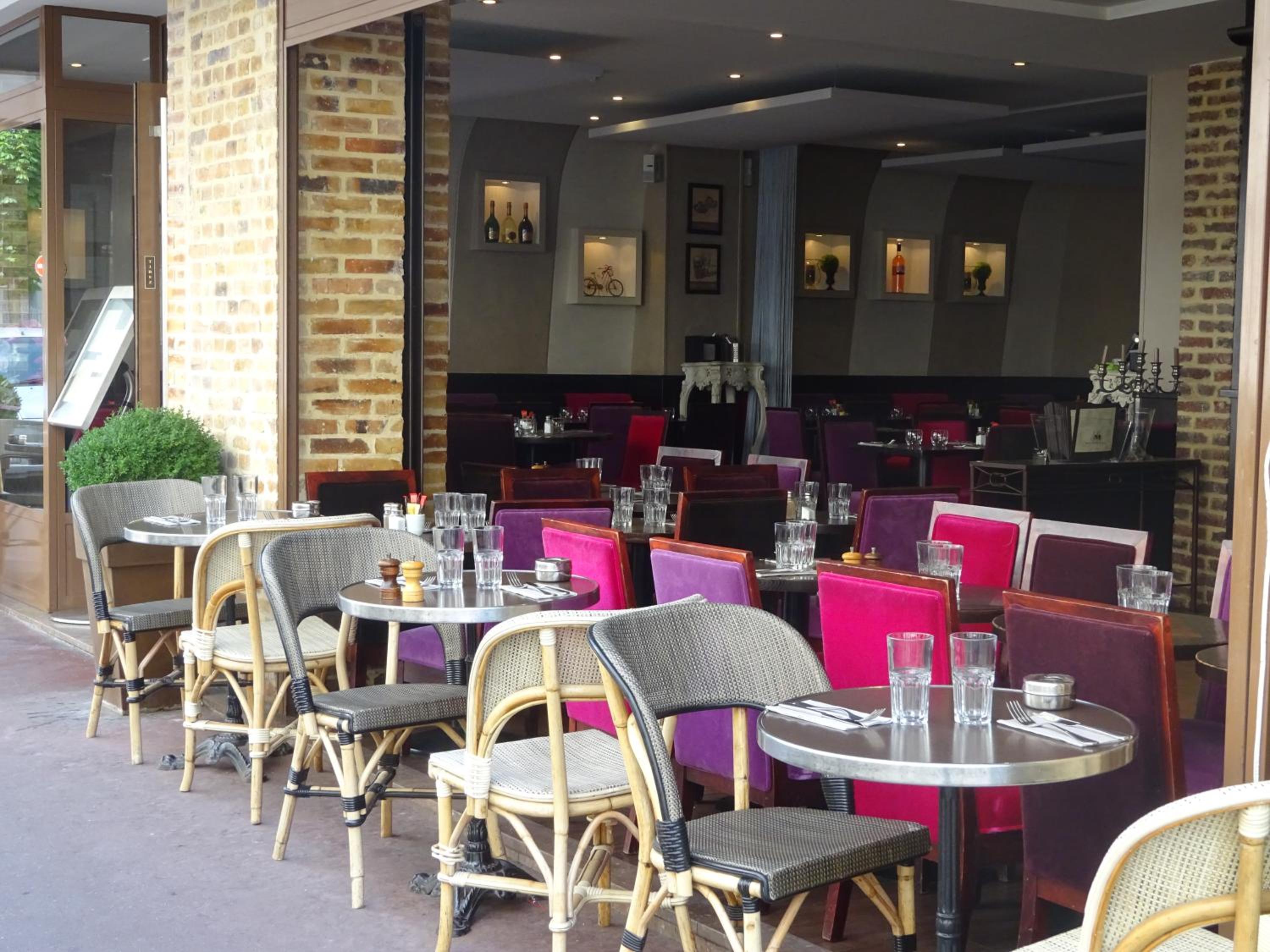 restaurant