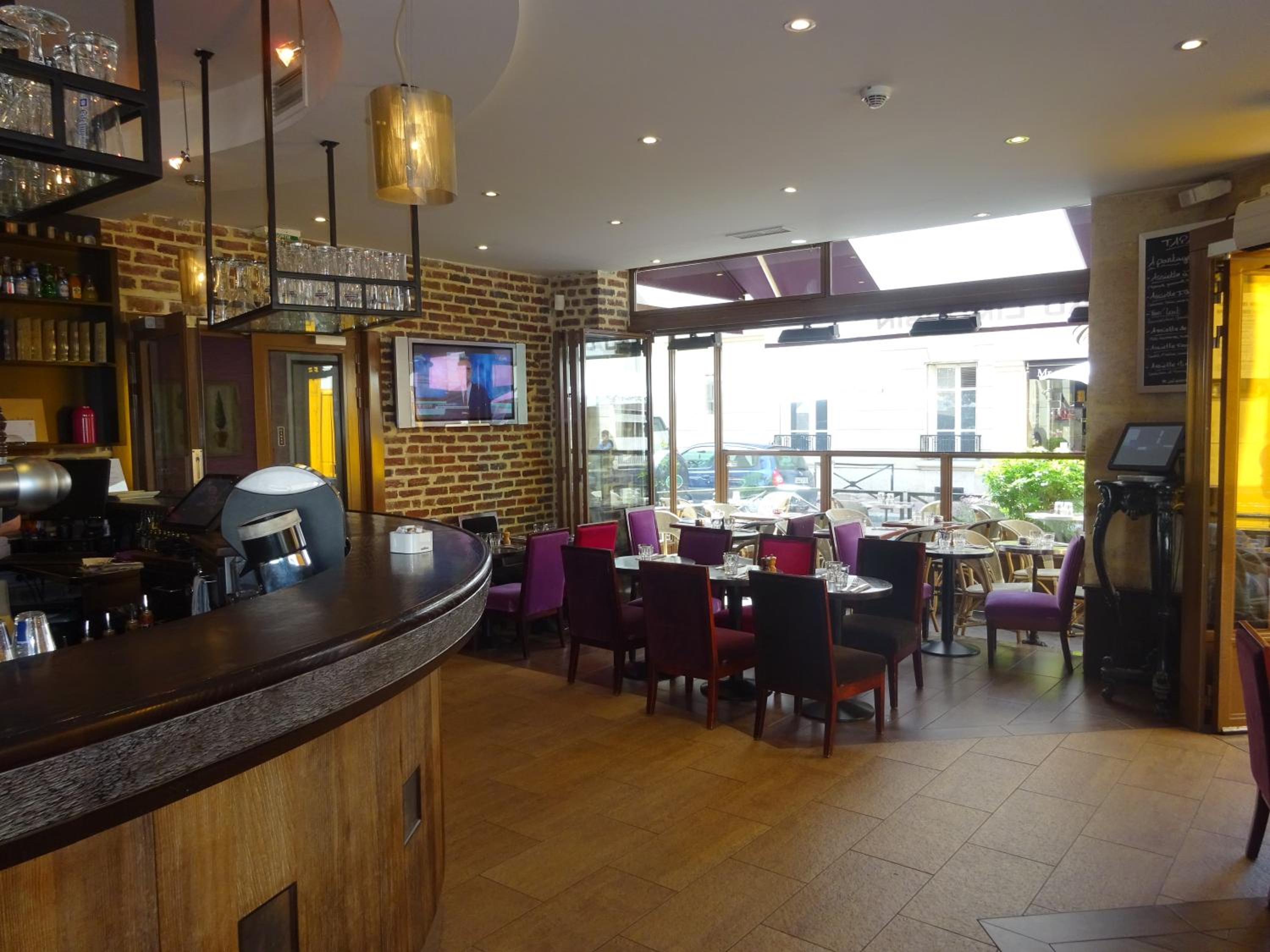 restaurant