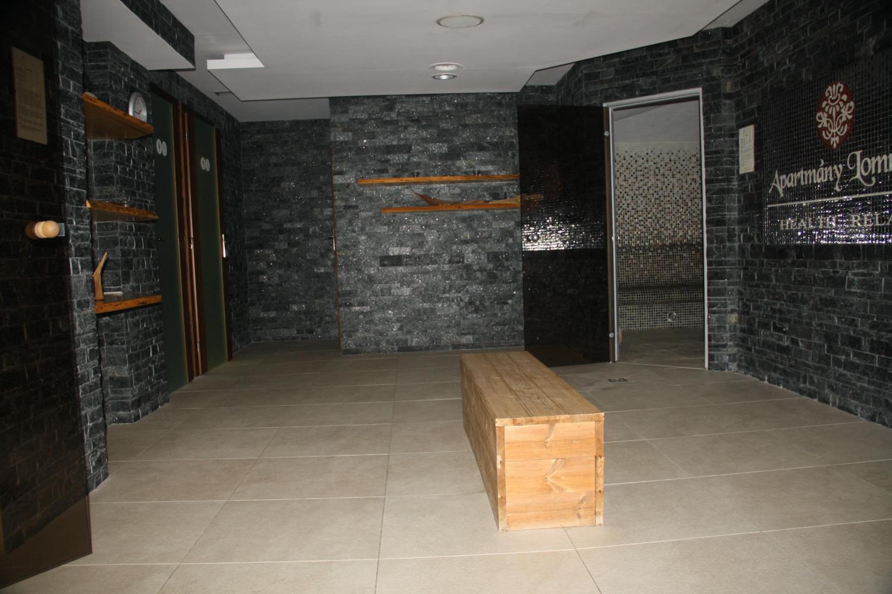 Photo 38