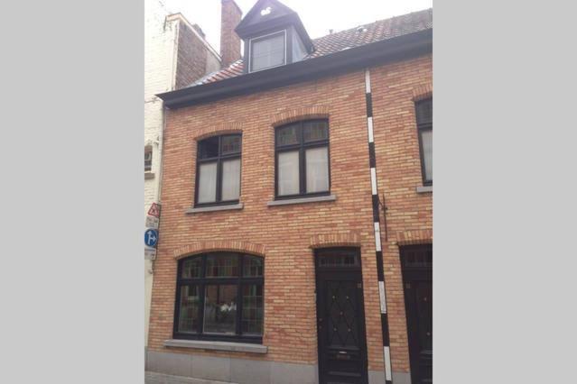 Central Bruges Home with 4 Ensuites