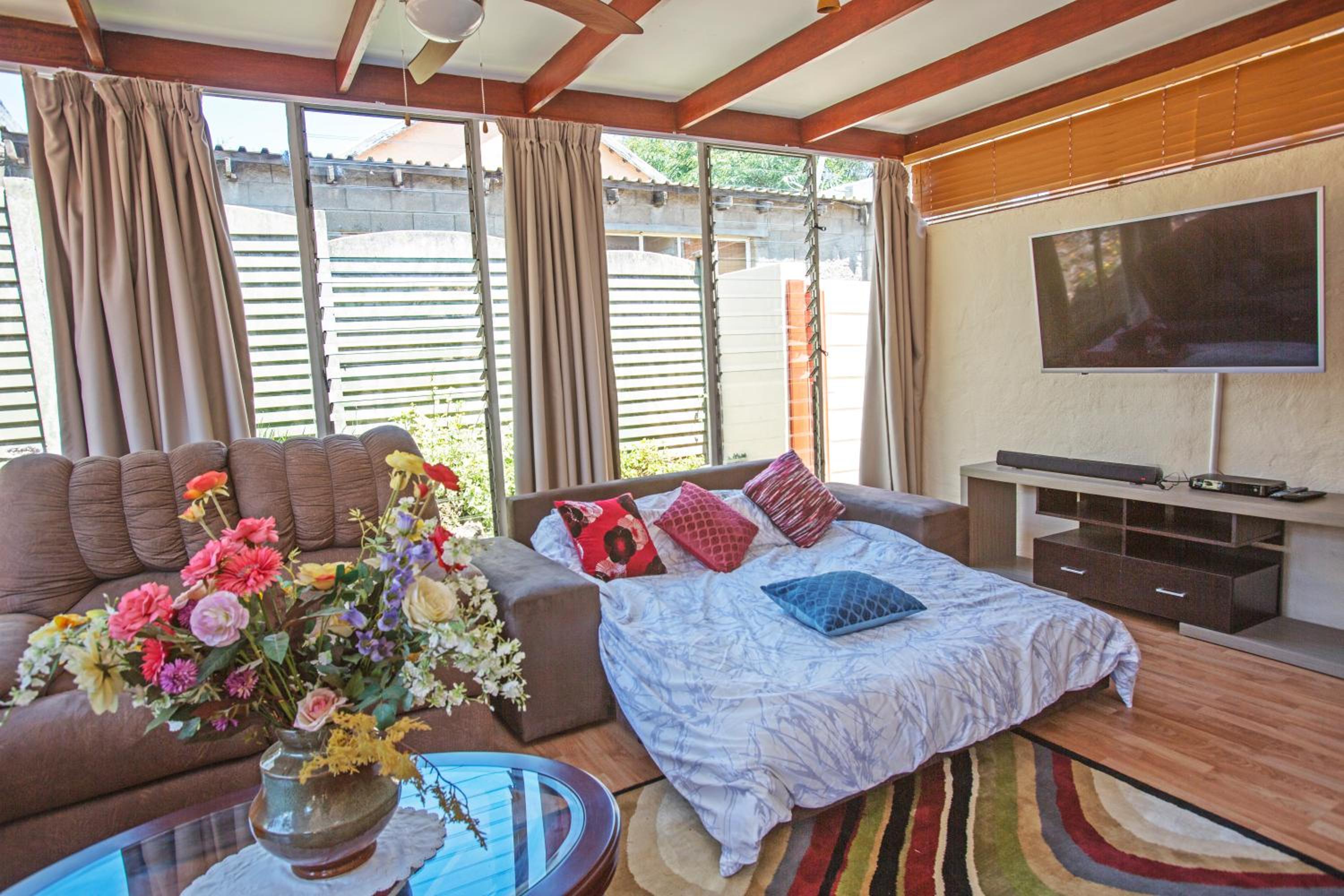 Chalet no. 2 Petunia