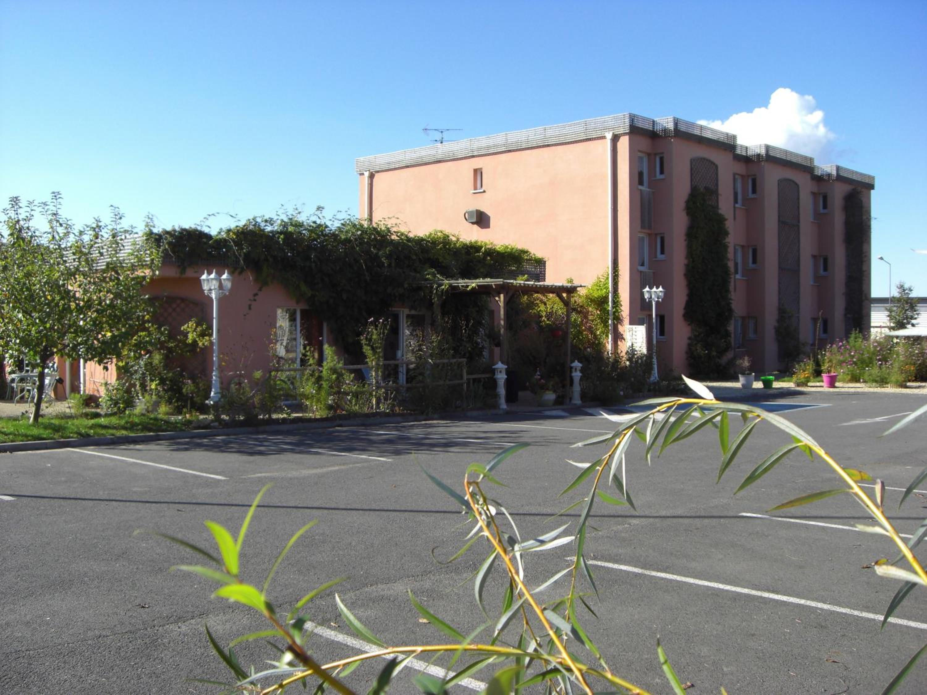 Hotel Au Sans Souci - Property Image 6