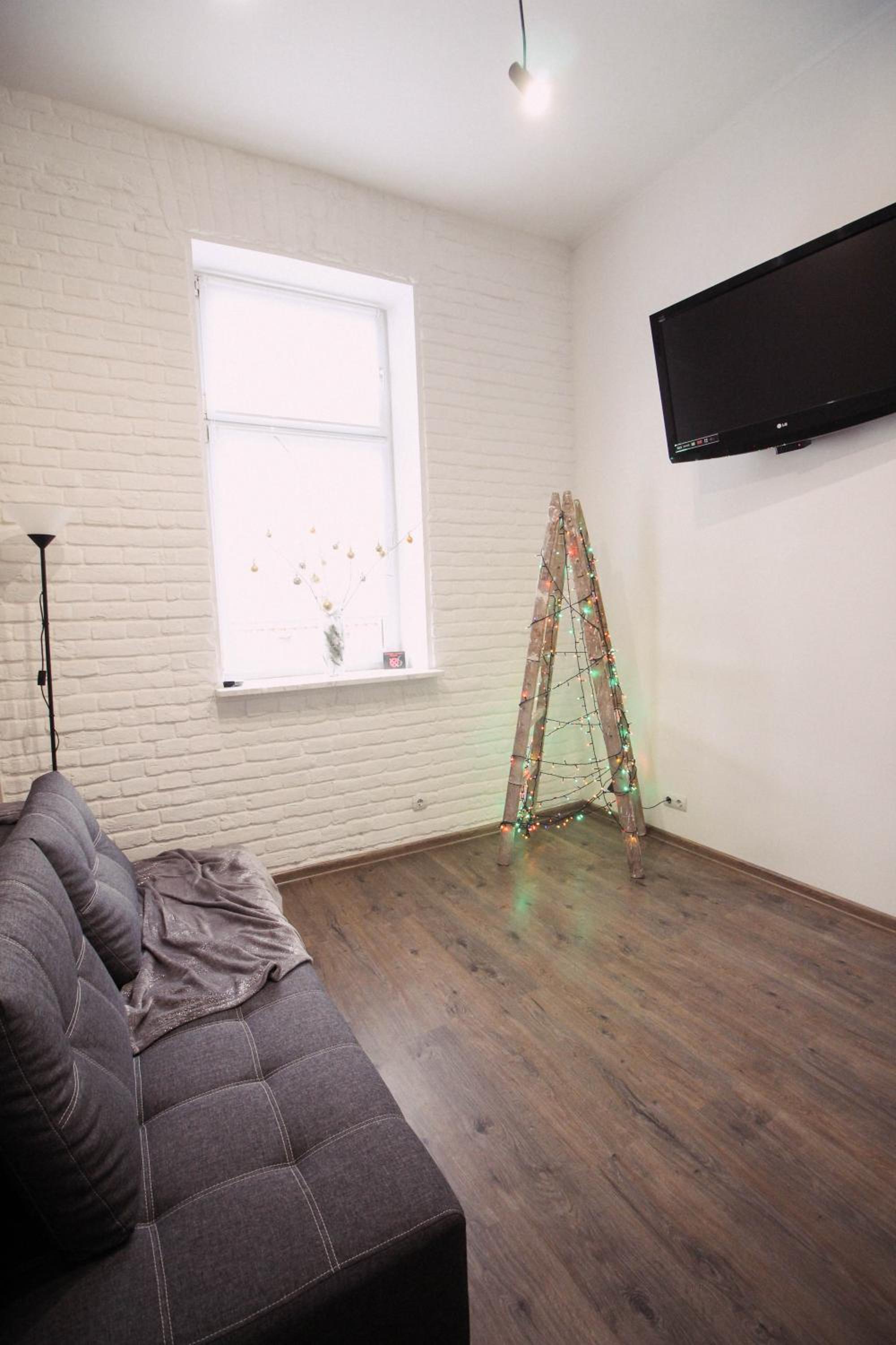 Lviv rent apartments 1 view 5