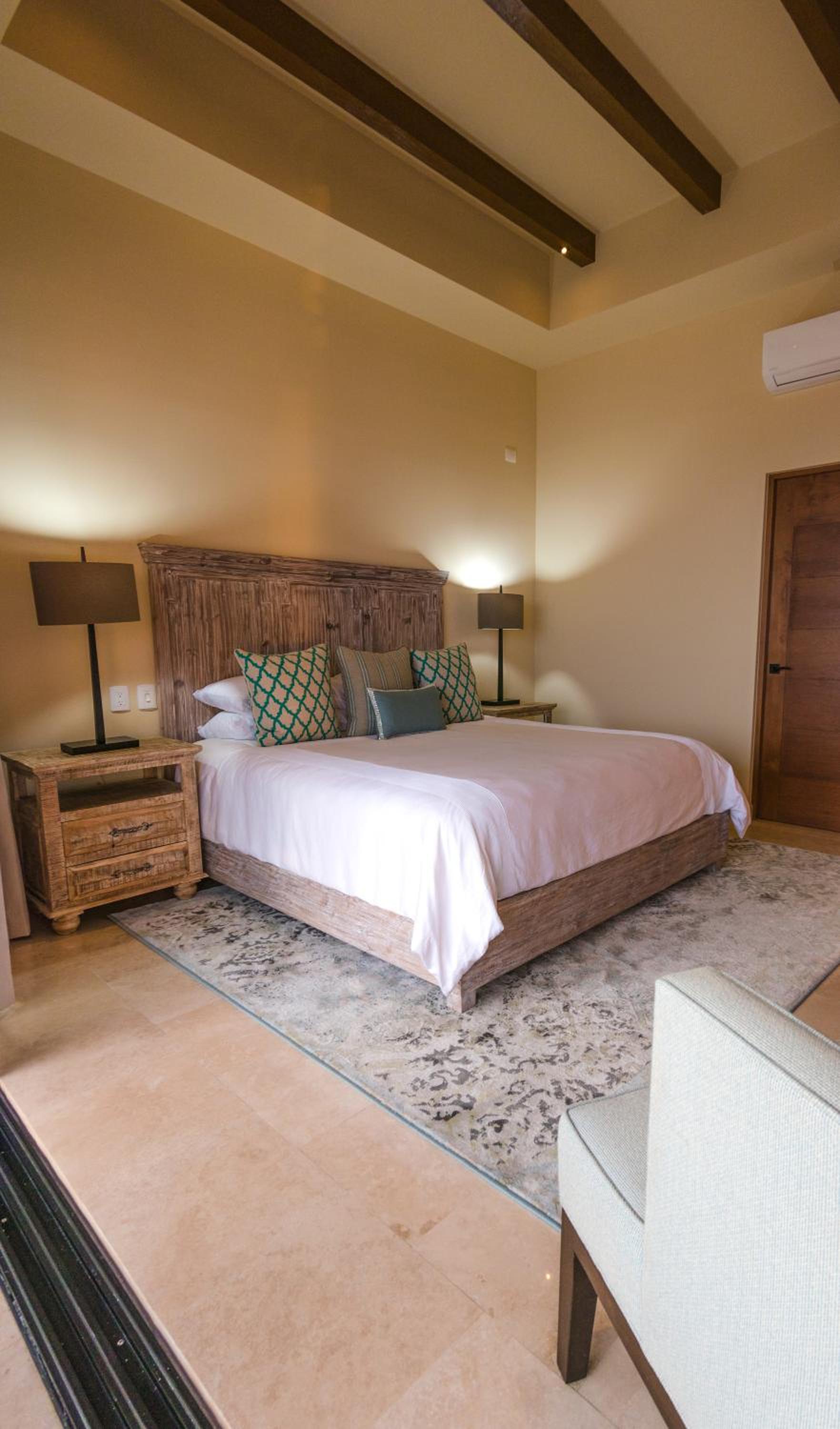 Quivira Los Cabos Condos and Homes -Vacation Rentals