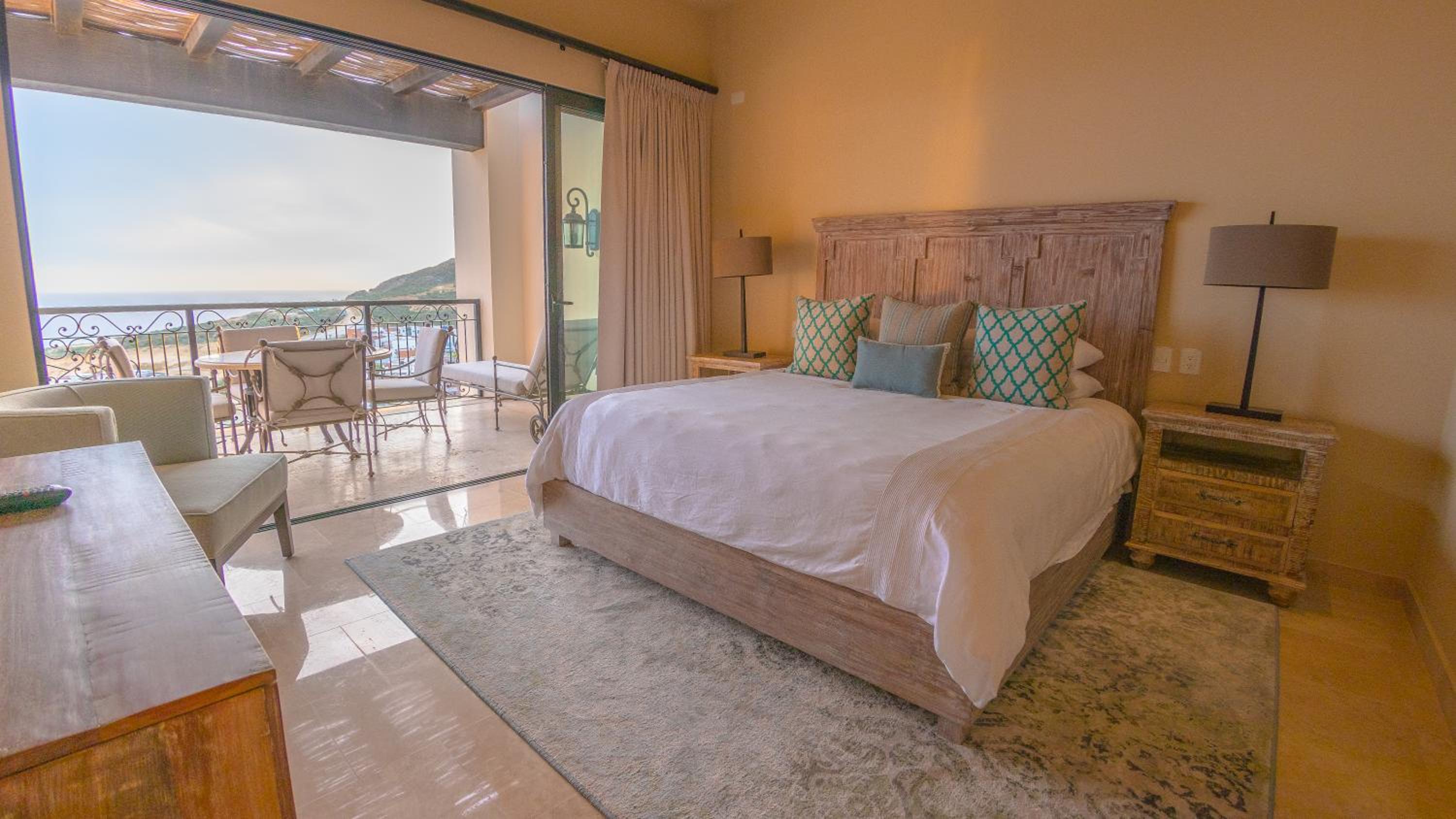 Quivira Los Cabos Condos and Homes -Vacation Rentals