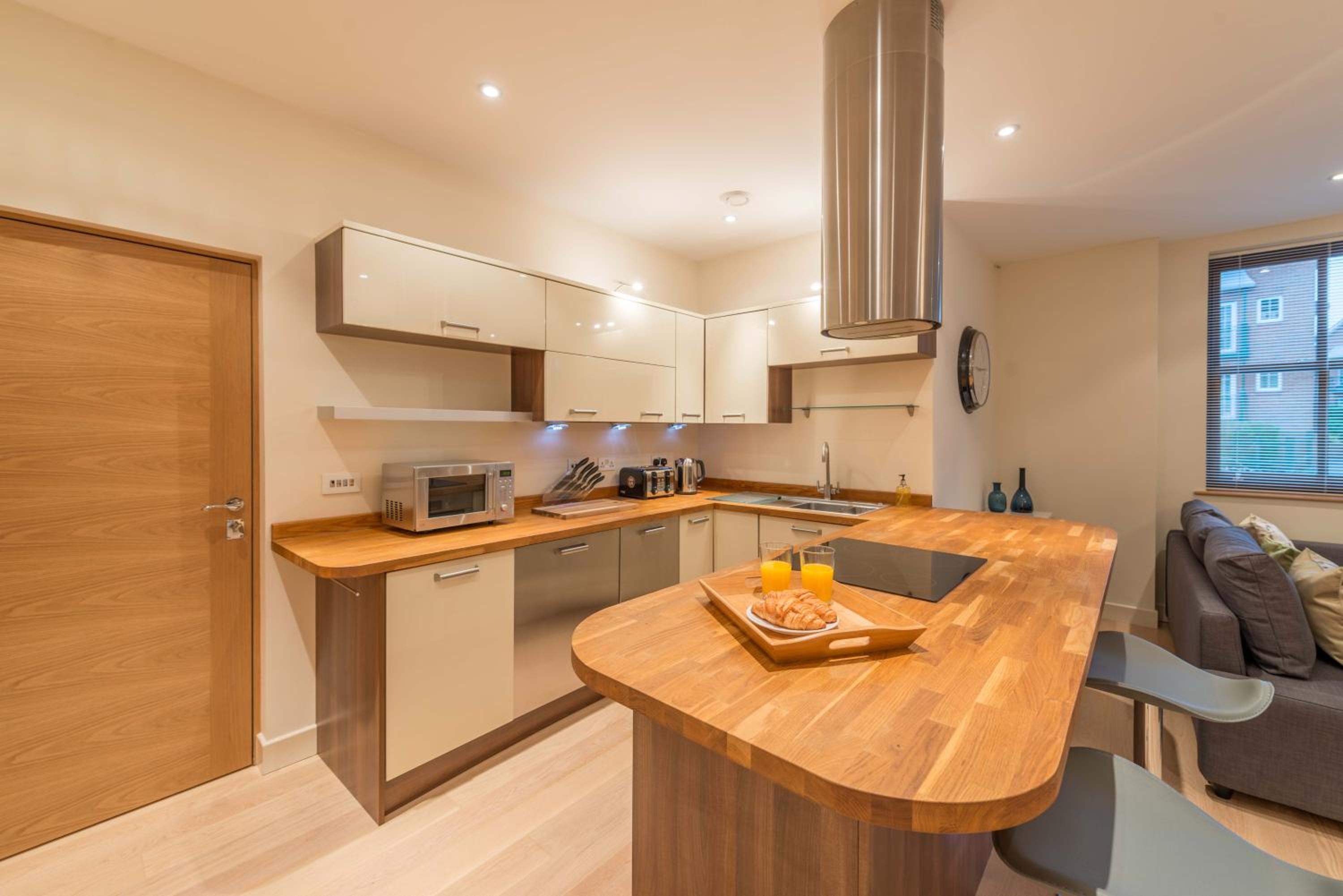 Hampden Apartments - The Catherine view 5