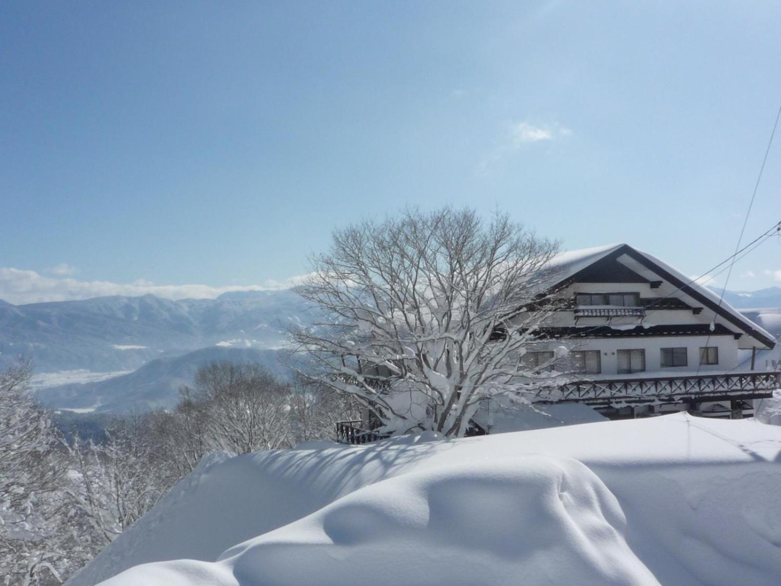 Fujio Pension Madarao Apartment Hotel & Restaurant